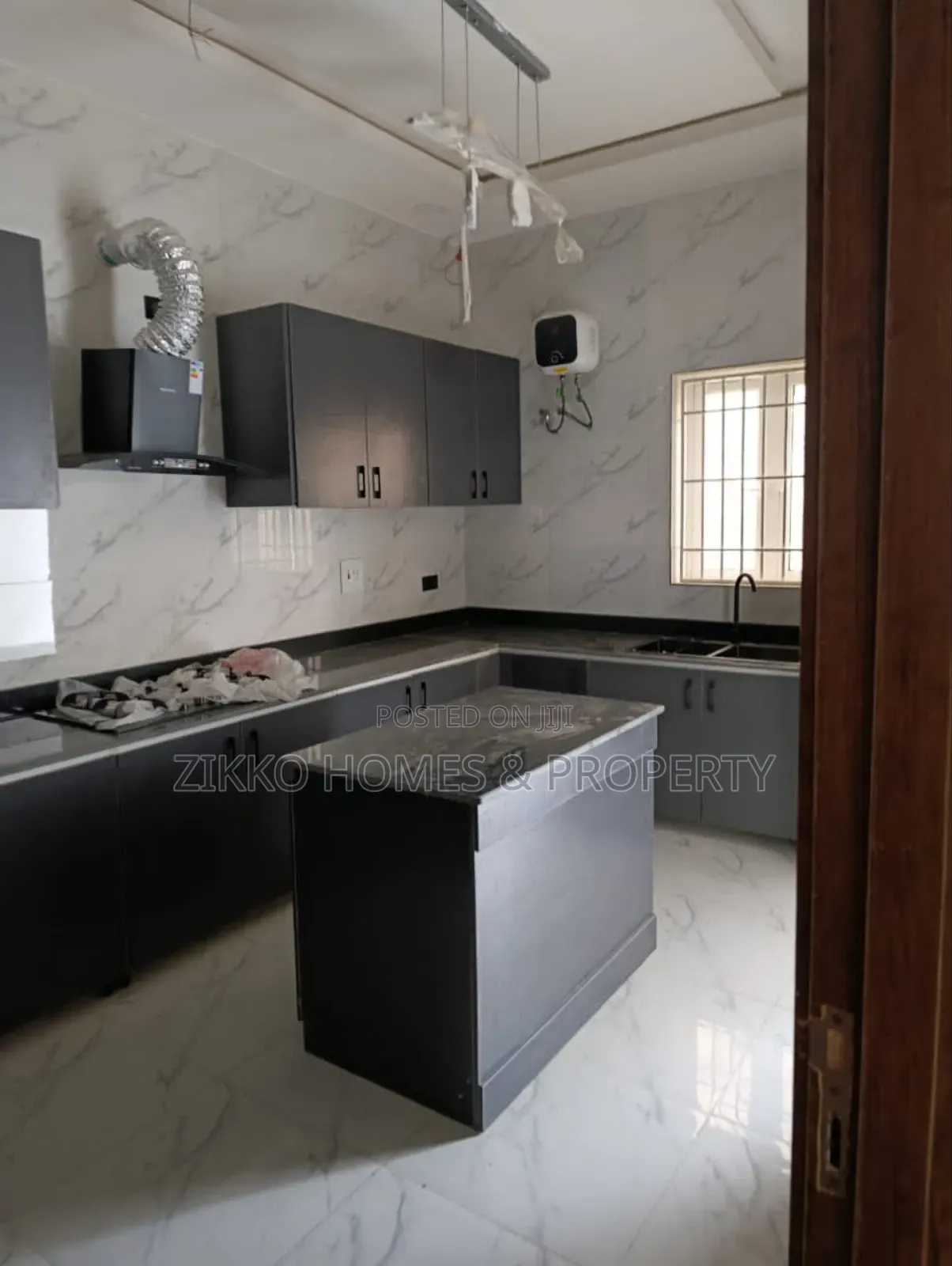4bdrm Townhouse/Terrace in Ajah for sale in Ajah