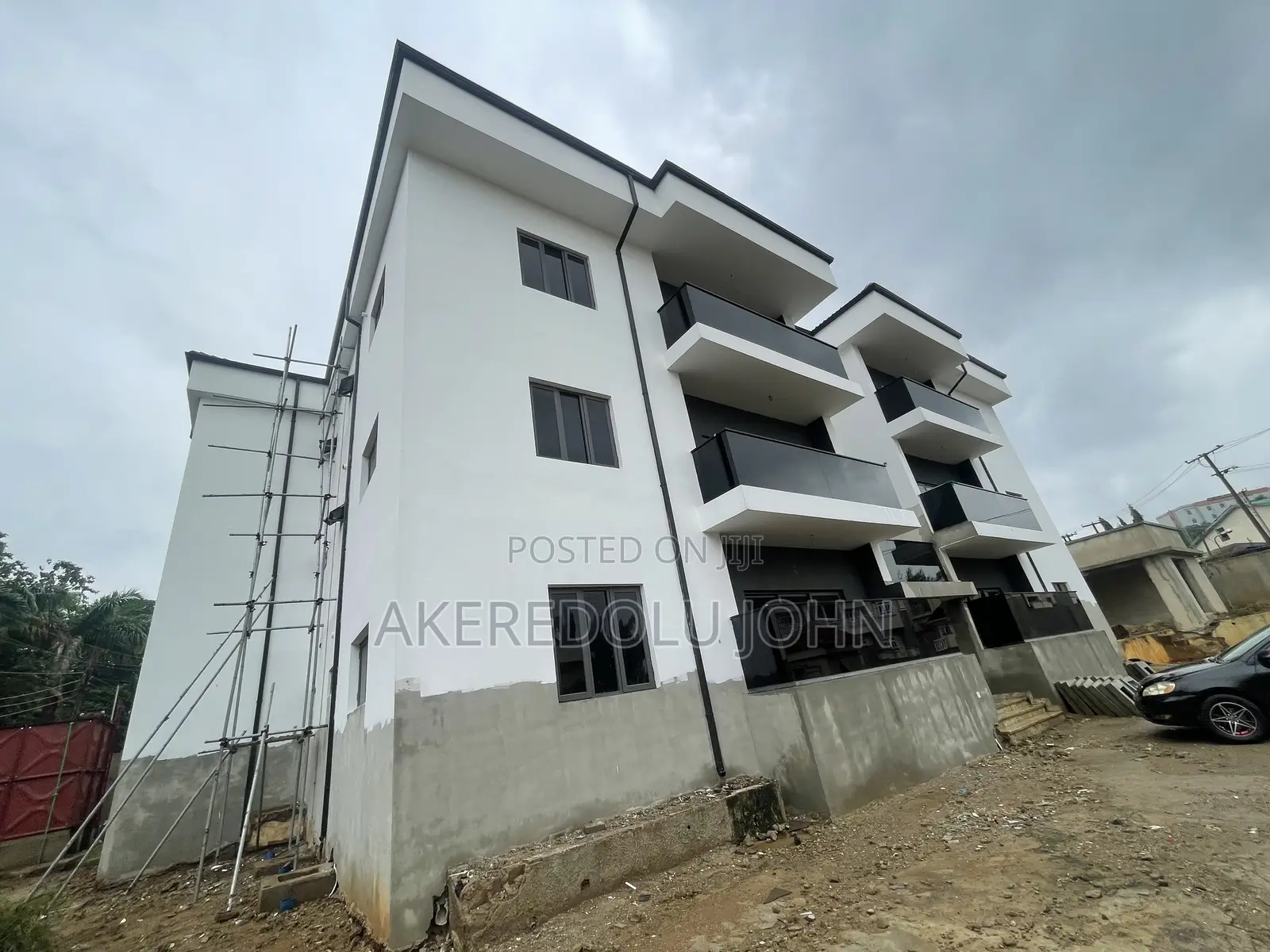 3bdrm Block of Flats in Zone 4 / Wuse for sale in Zone 4 / Wuse