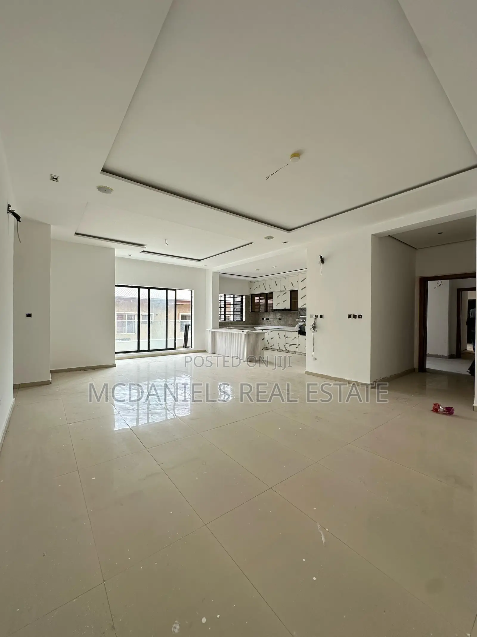 Furnished 3bdrm Apartment in Lekki Phase 1 for sale in Lekki Phase 1