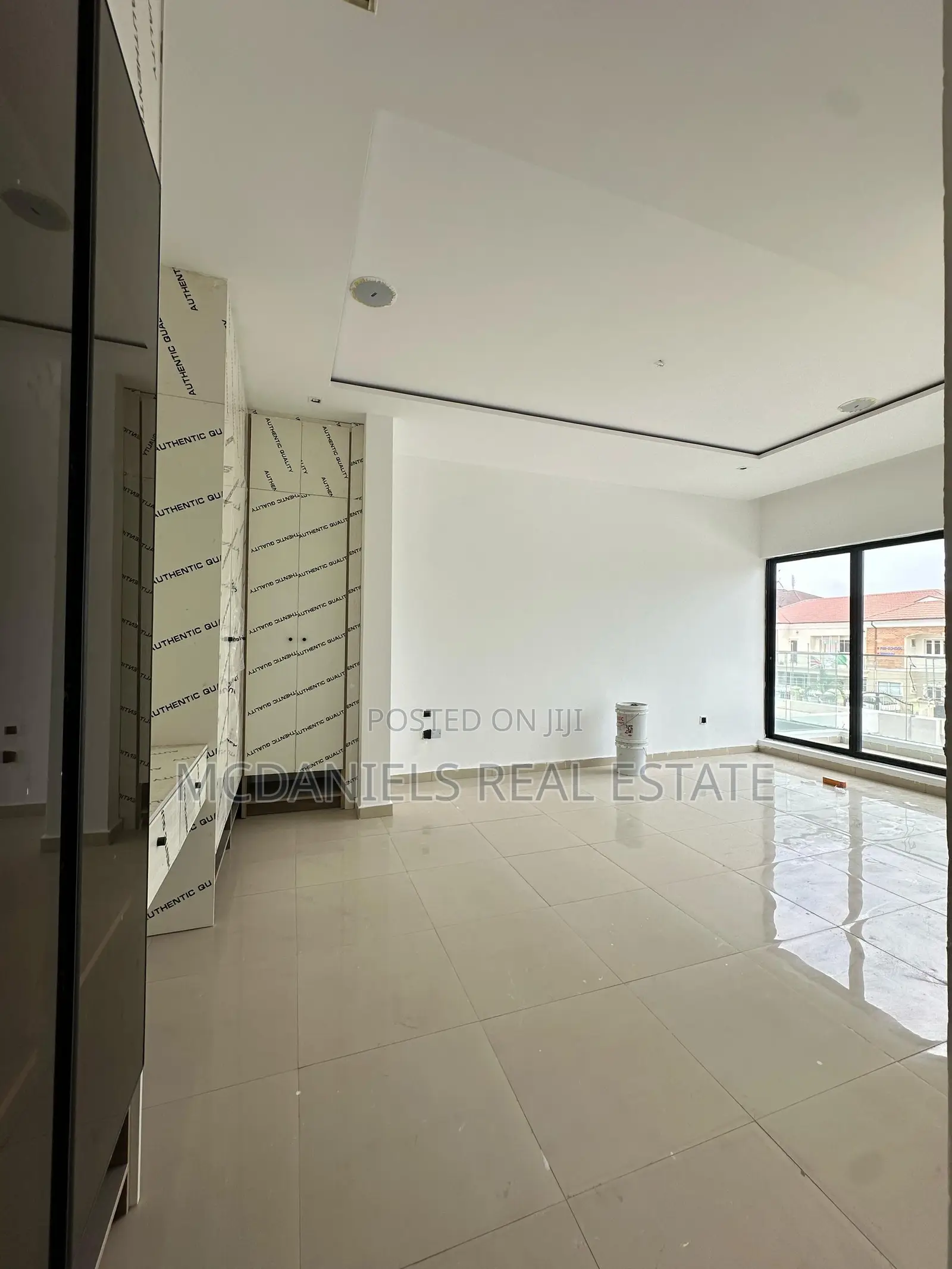 Furnished 3bdrm Apartment in Lekki Phase 1 for sale in Lekki Phase 1