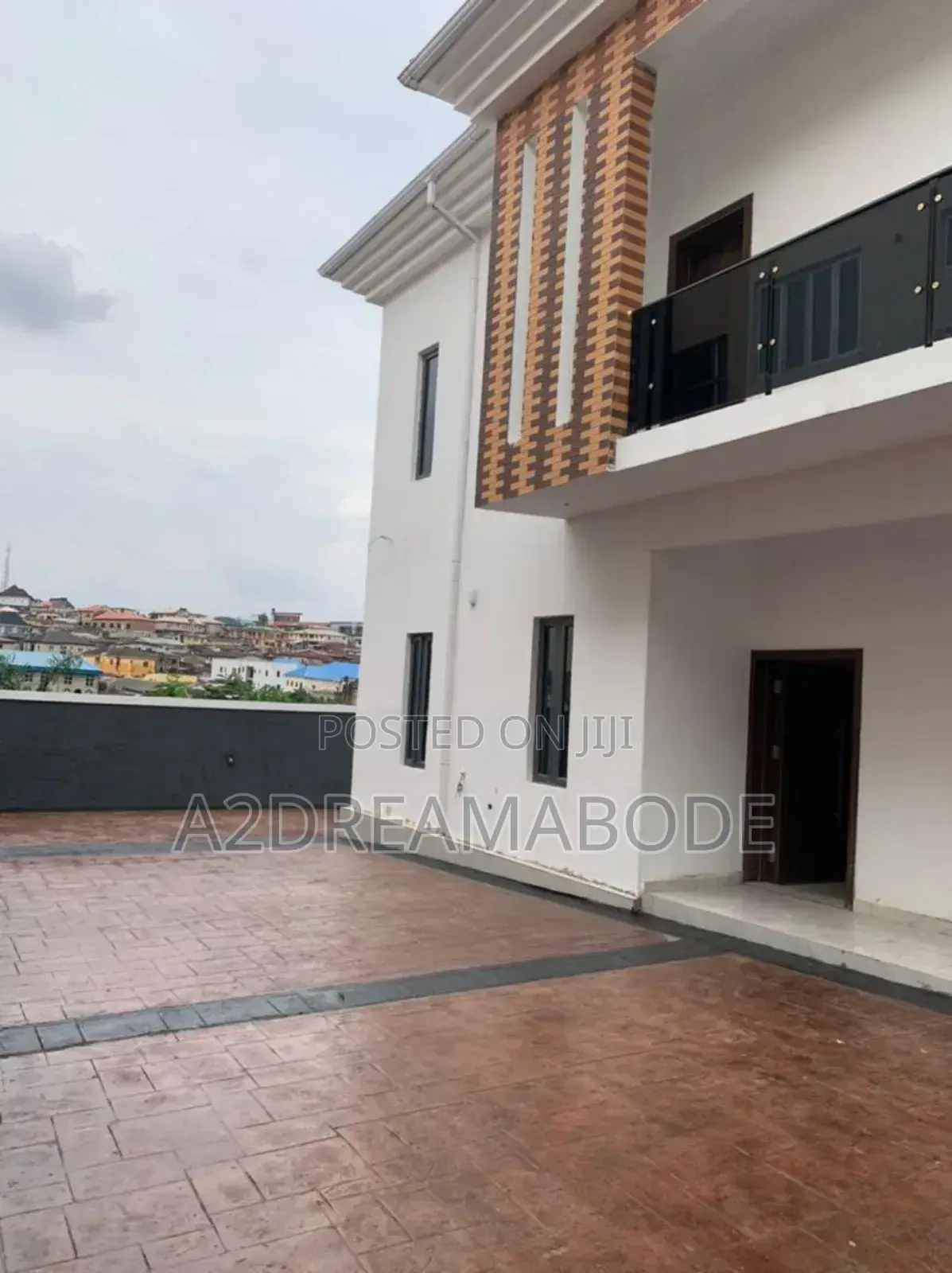 5bdrm Duplex in Magodo Phase 2, Ikeja for sale in Ikeja