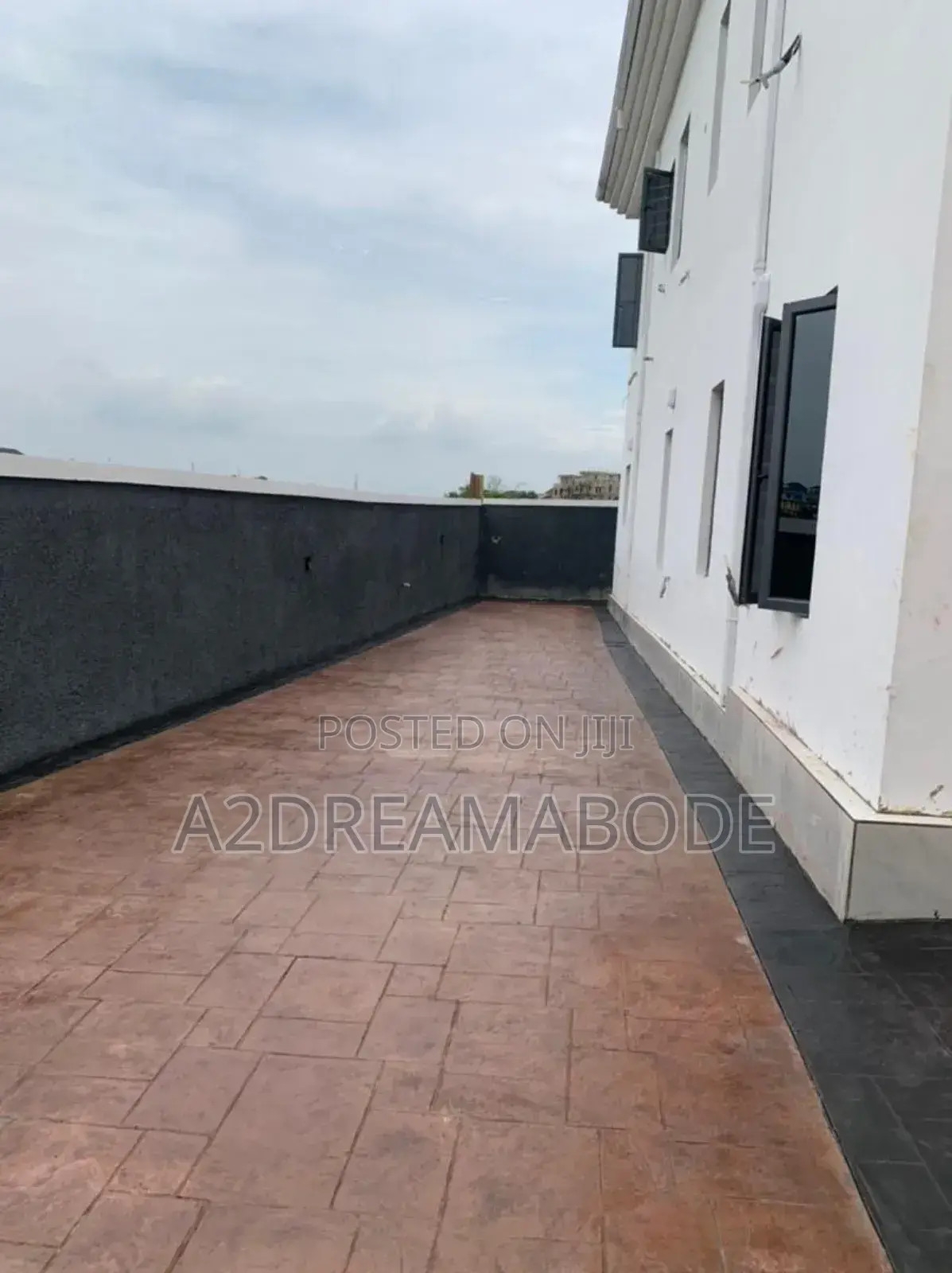 5bdrm Duplex in Magodo Phase 2, Ikeja for sale in Ikeja