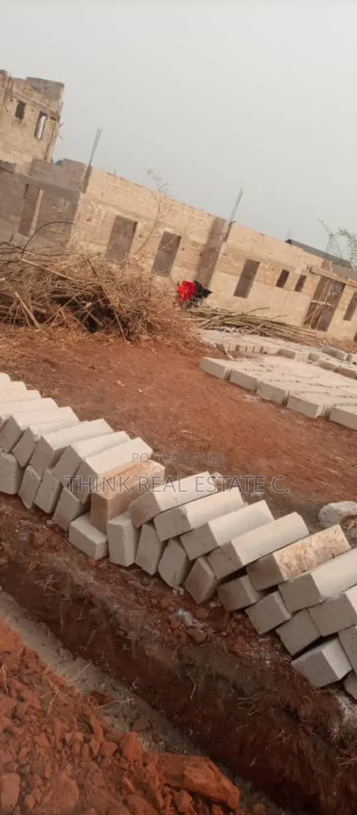 100/100 Land at Evbodia,Airport Road,Benin City for Sale in Benin City