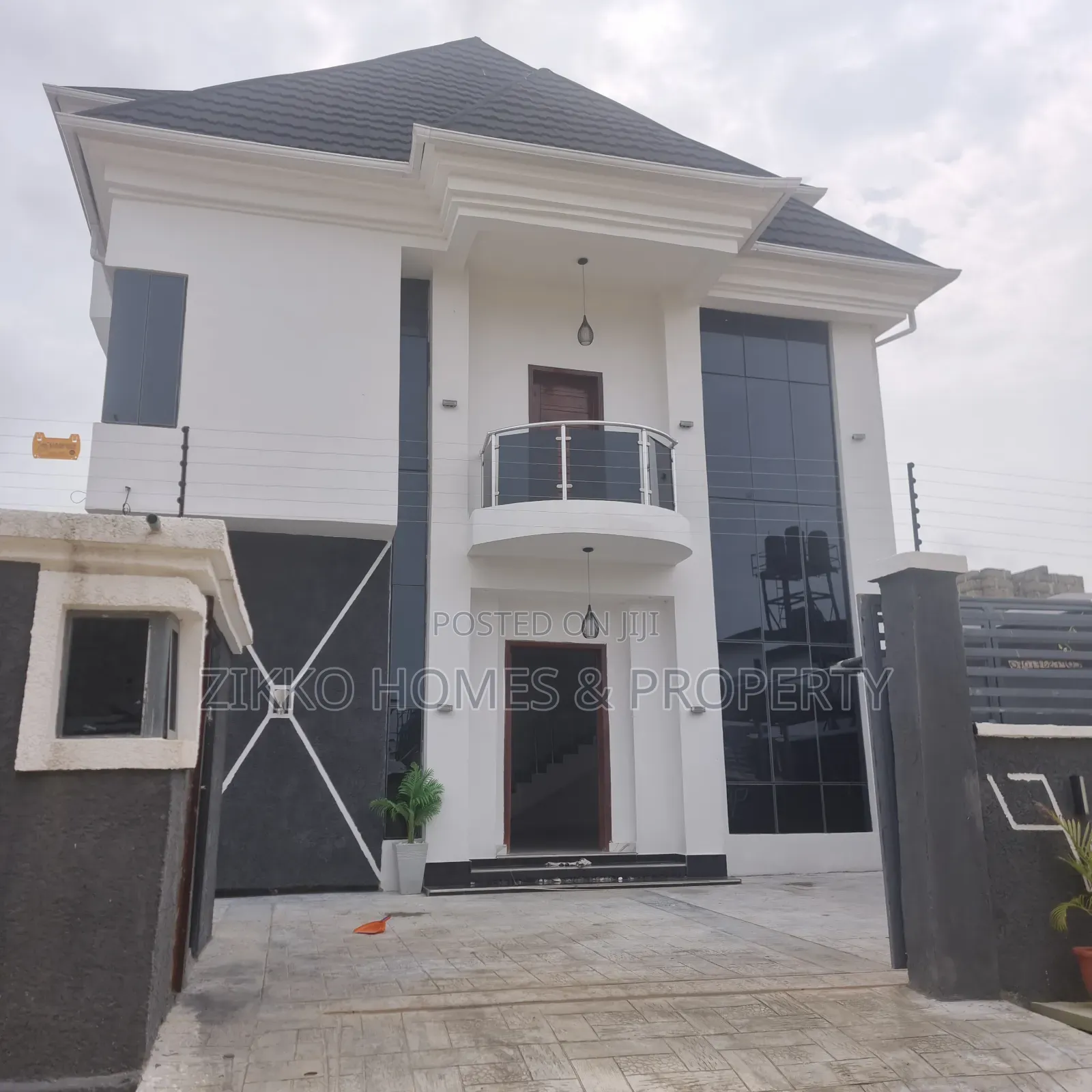 5bdrm Duplex in Ajah for sale in Ajah