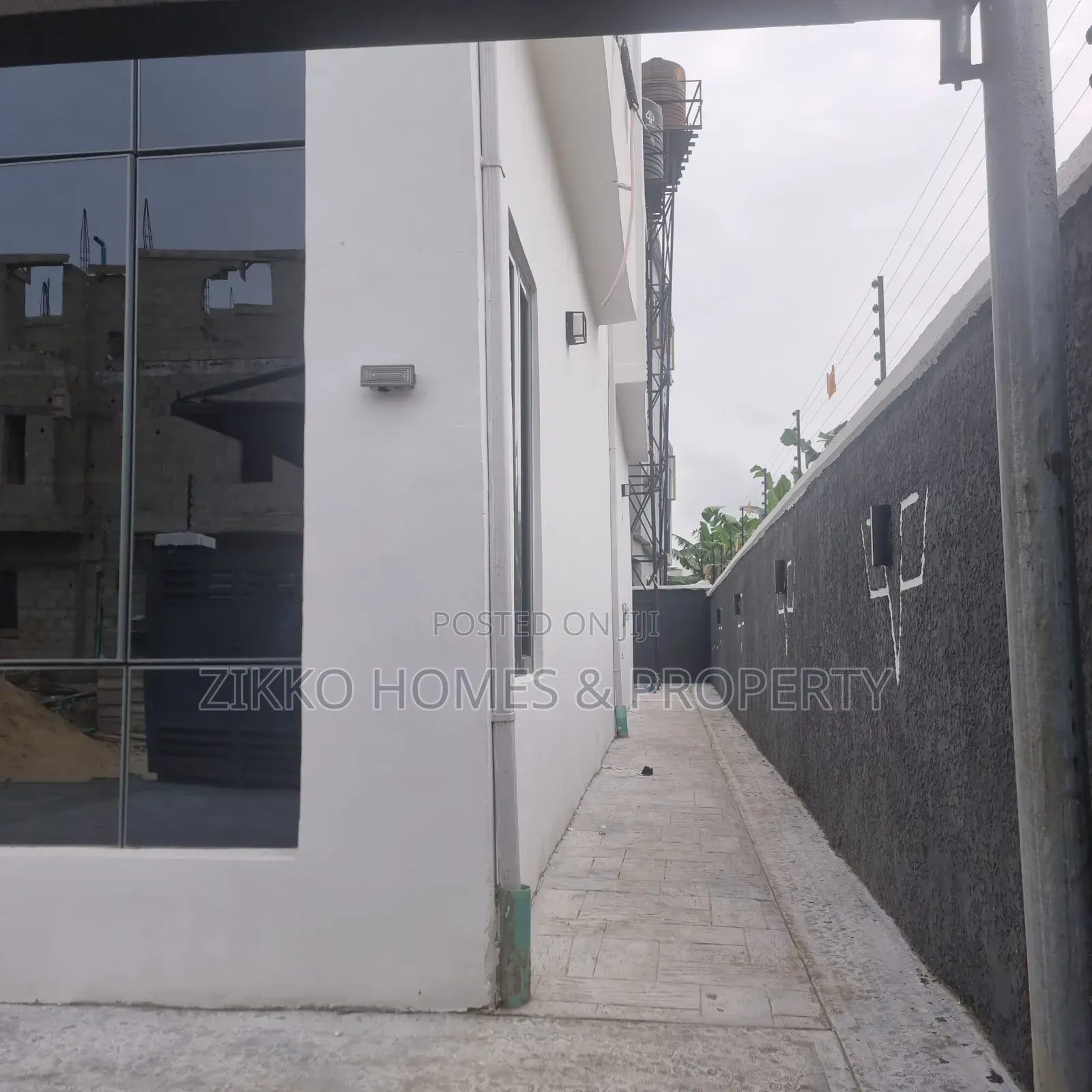 5bdrm Duplex in Ajah for sale in Ajah