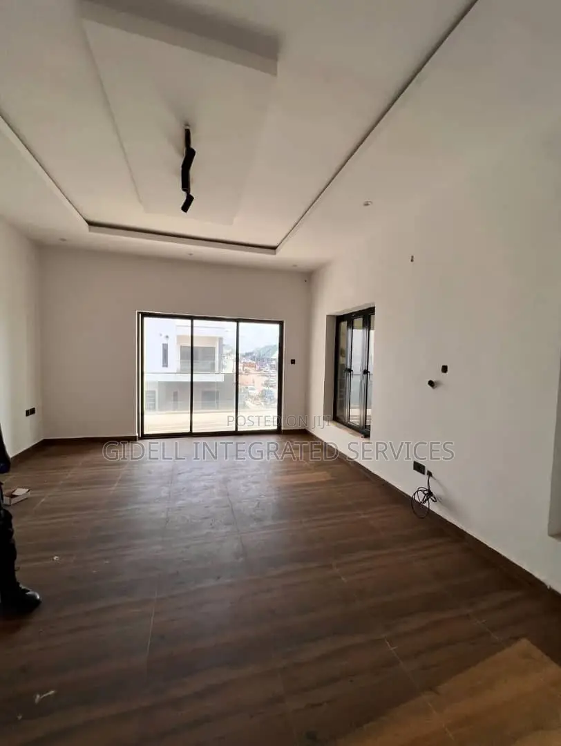 5bdrm Duplex in Guzape District for rent in Guzape District