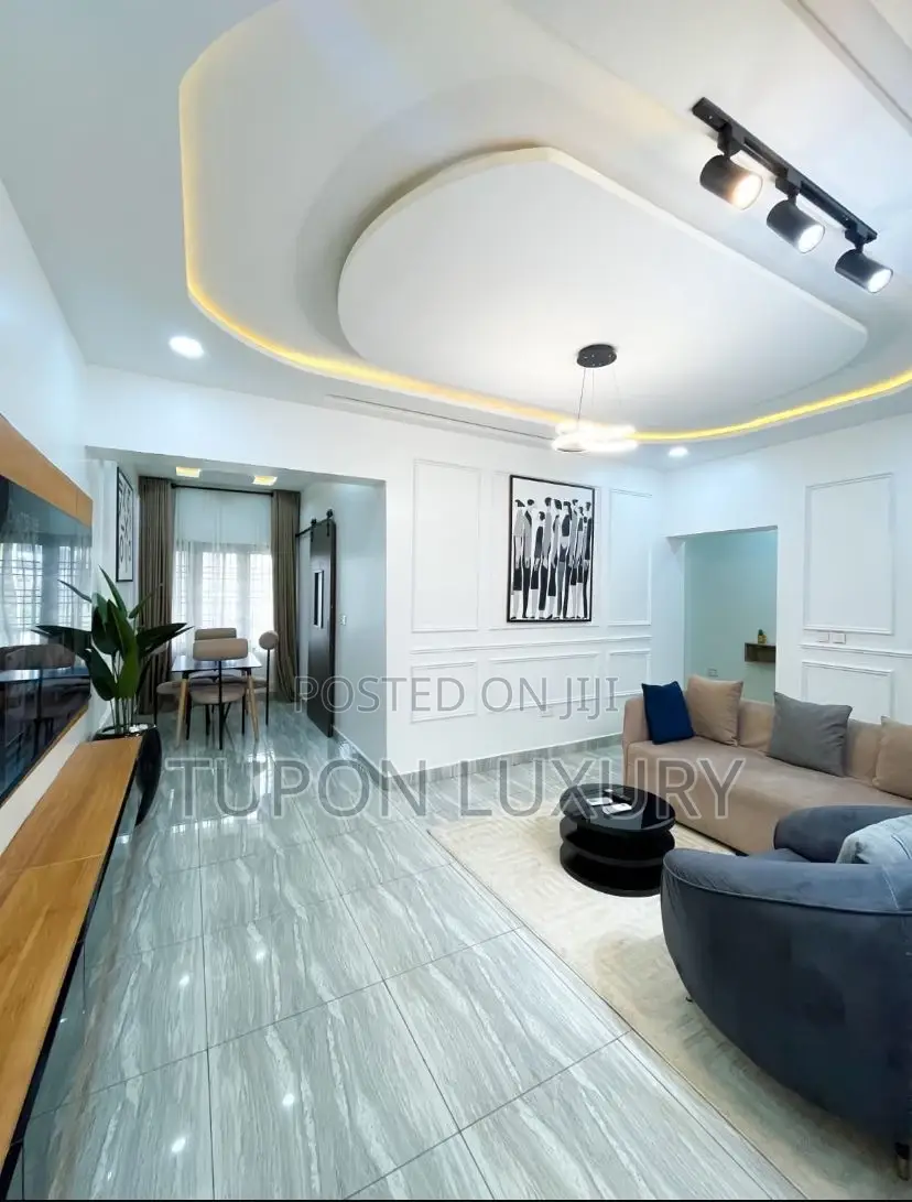 Luxury 1/2 Apartment in Jahi in Maitama