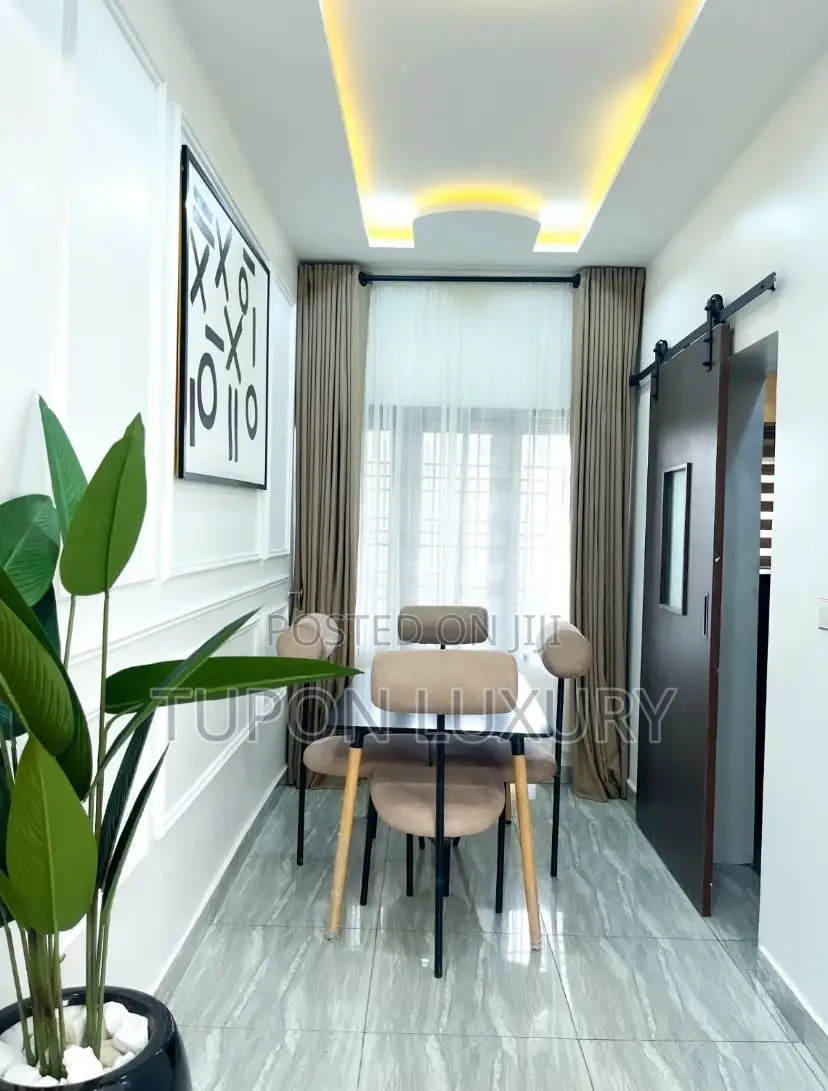 Luxury 1/2 Apartment in Jahi in Maitama