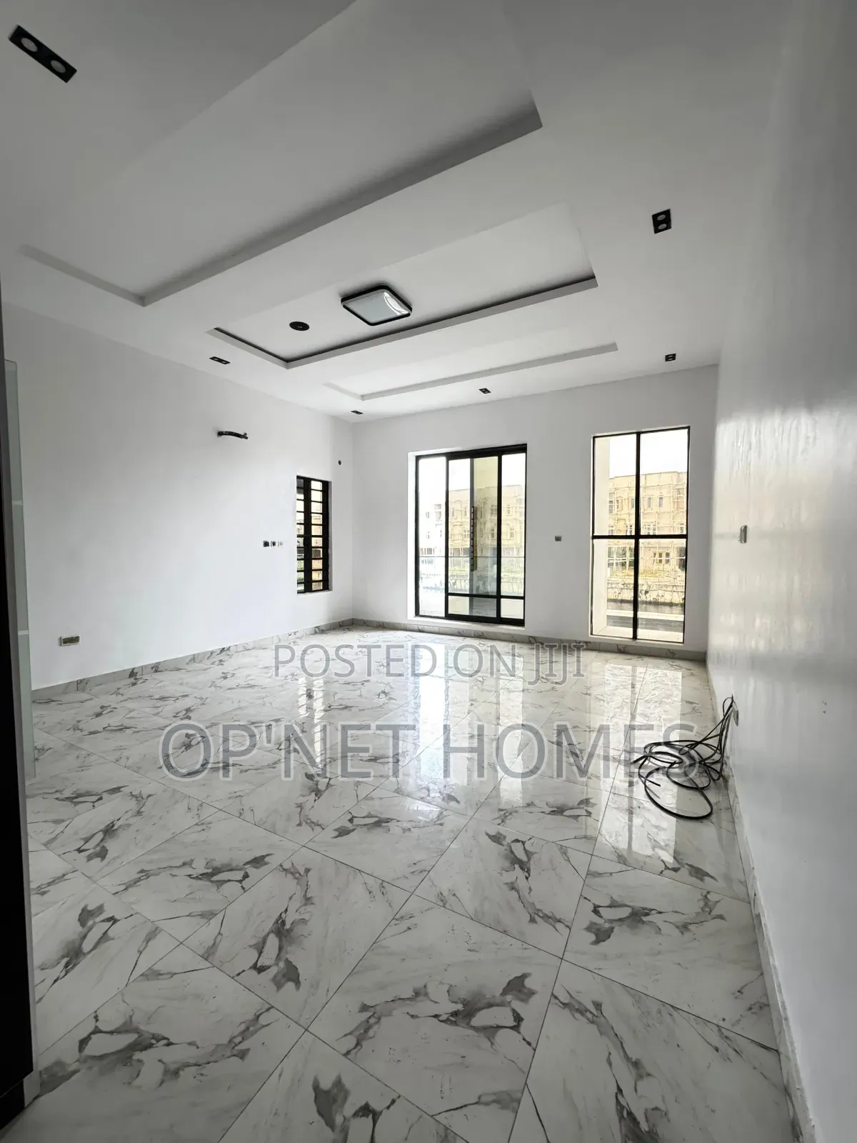 Furnished 4bdrm Duplex in Lekki for sale in Lekki