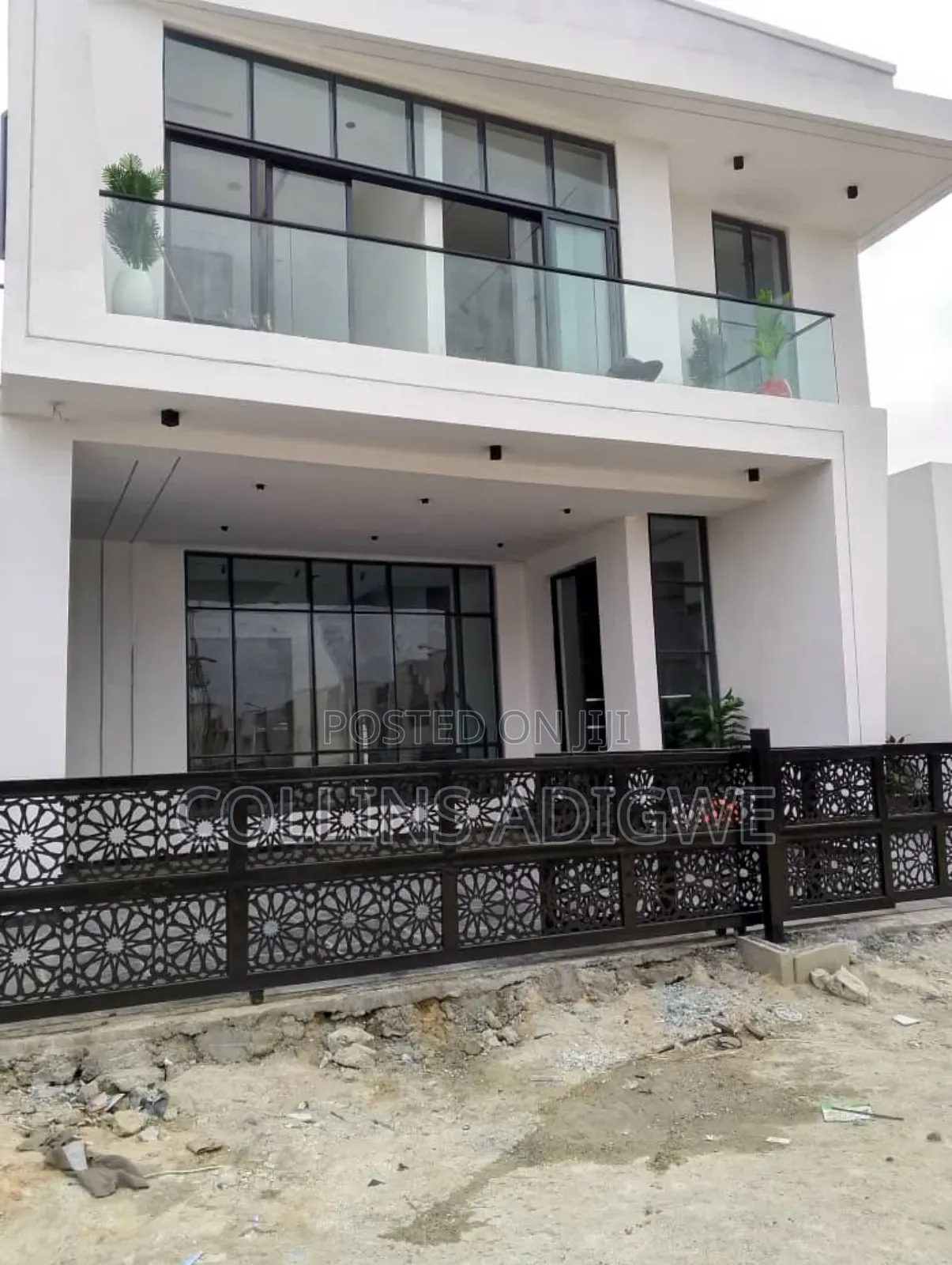 5bdrm Duplex in Lekki Conservation for sale in Chevron