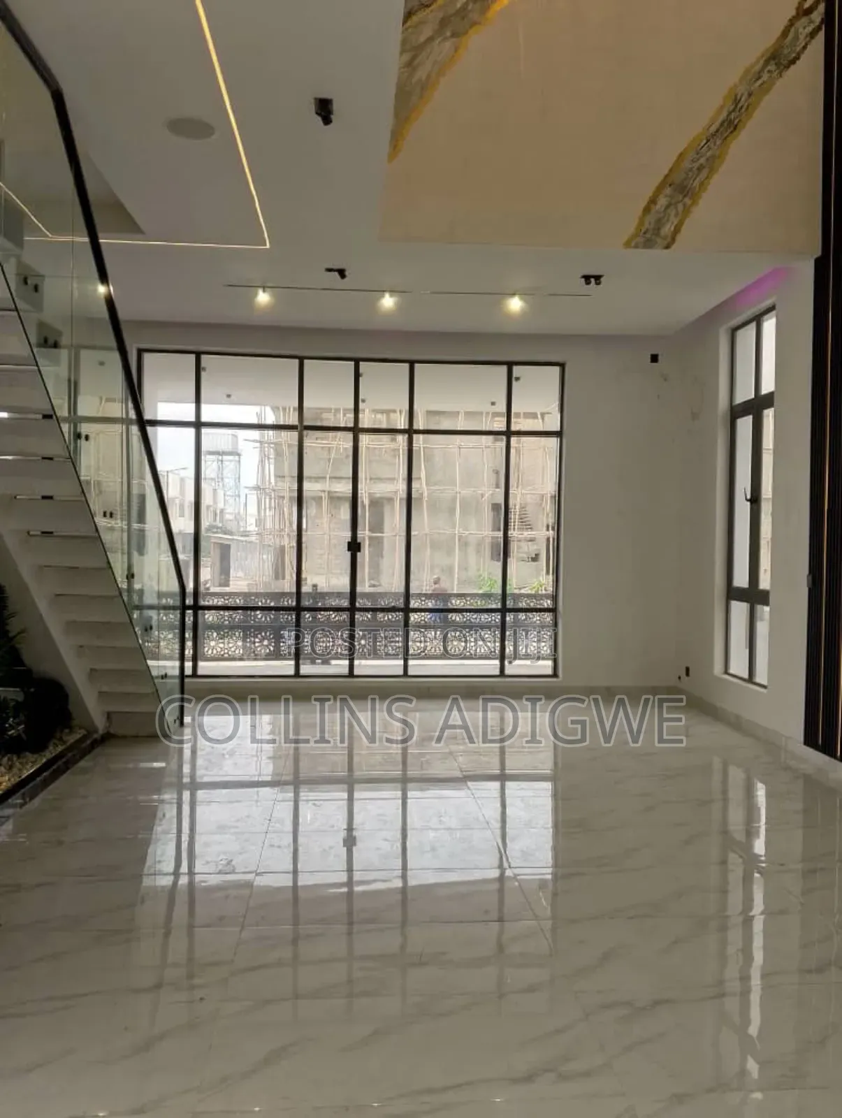 5bdrm Duplex in Lekki Conservation for sale in Chevron