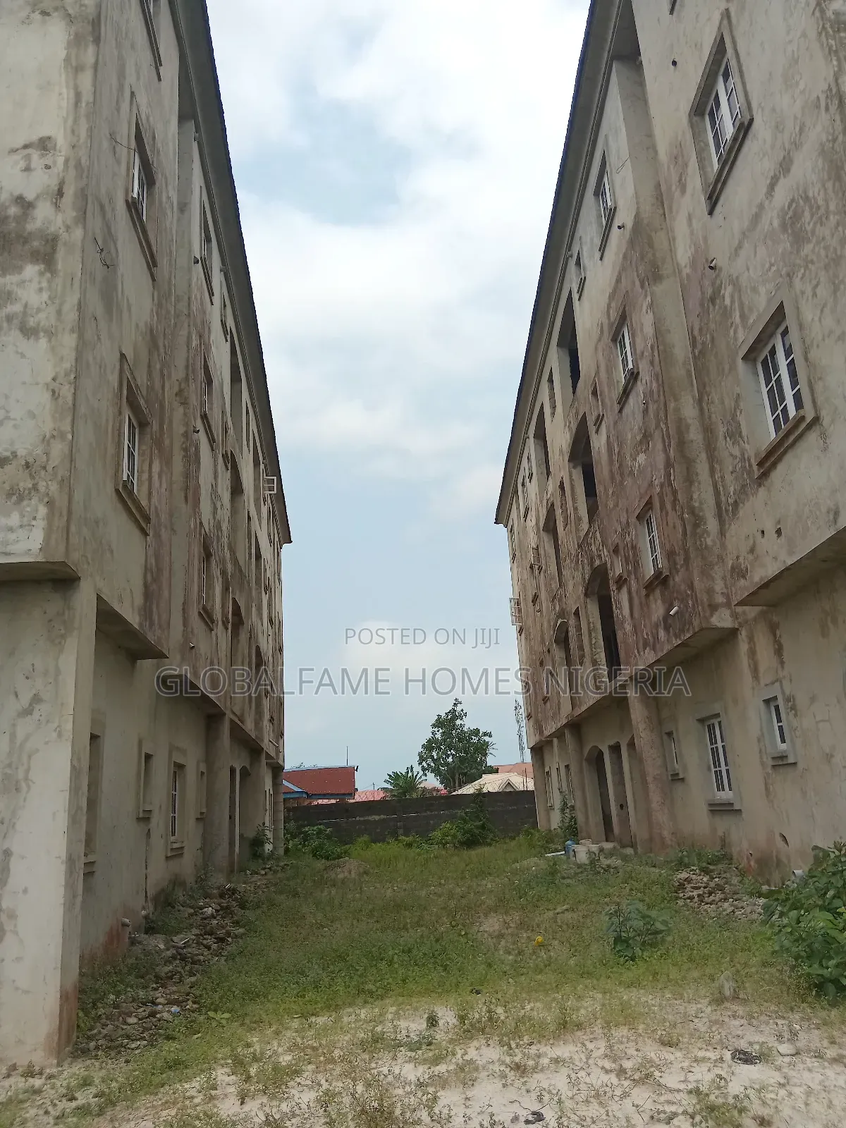 Block Of Flats In Oribanwa Ibeju Lekki, Awoyaya For Sale in Awoyaya