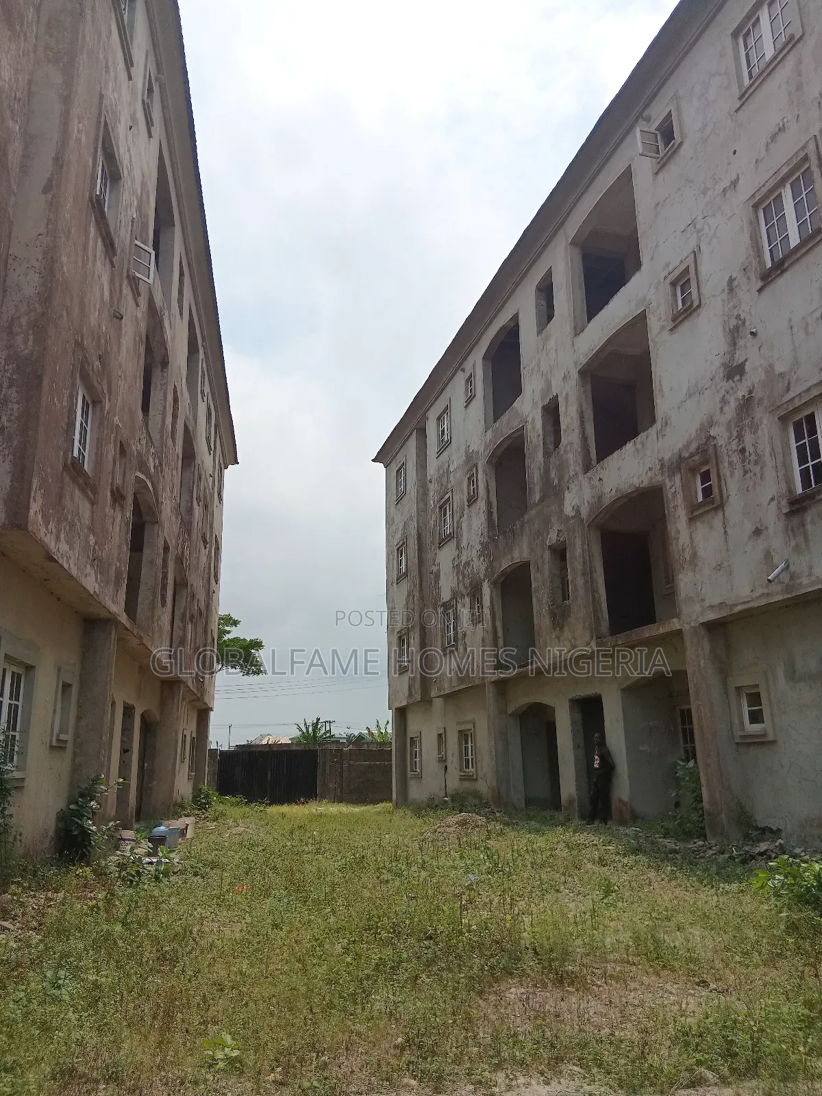 Block Of Flats In Oribanwa Ibeju Lekki, Awoyaya For Sale in Awoyaya