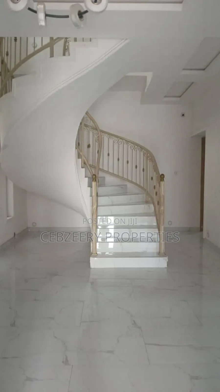 5bdrm Duplex in Omole Phase 1 for rent in Omole Phase 1