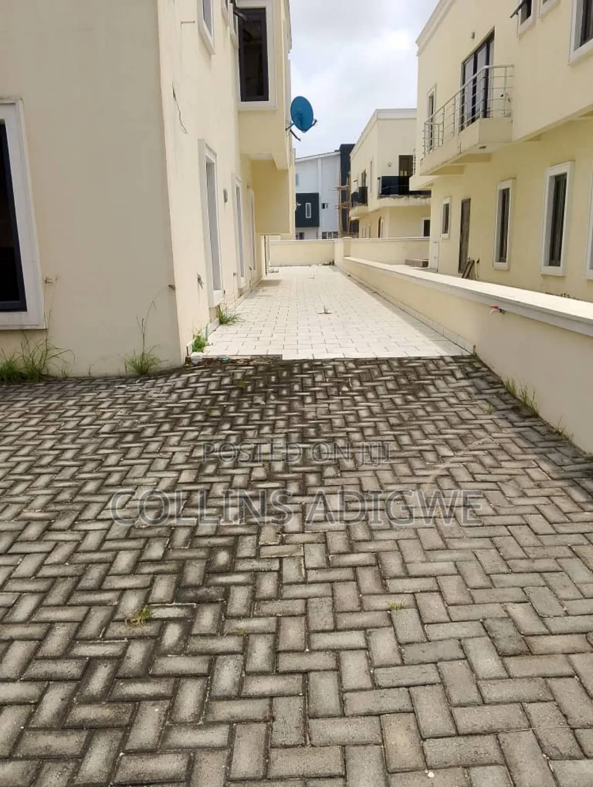 5bdrm Duplex in Chevron Estate for rent in Chevron