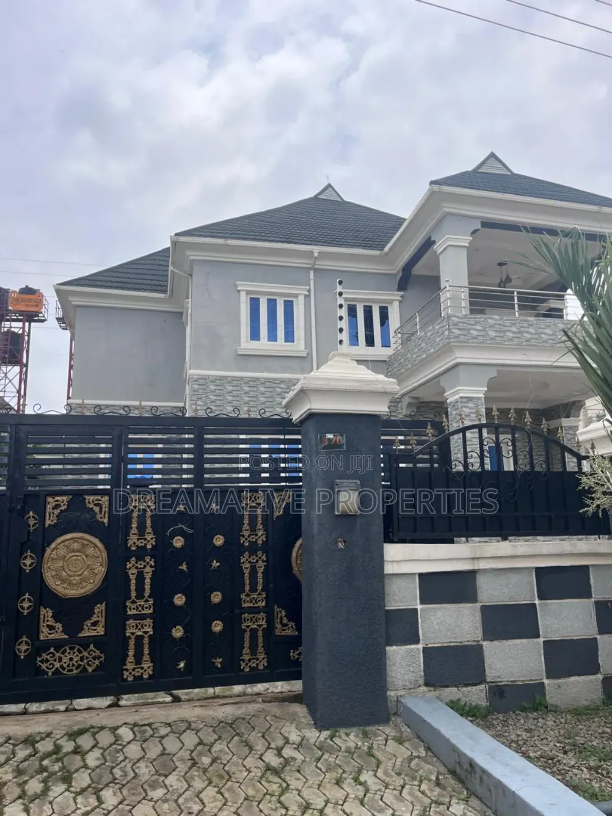5bdrm Duplex in An Estate, Life Camp for sale in Life Camp
