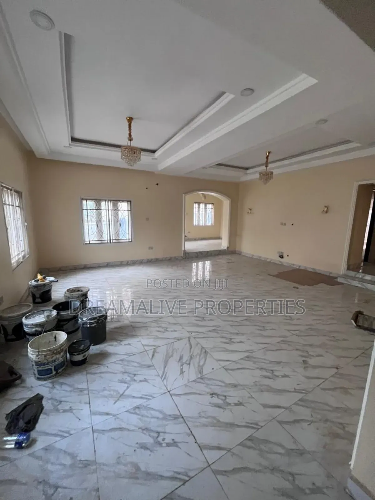 5bdrm Duplex in An Estate, Life Camp for sale in Life Camp