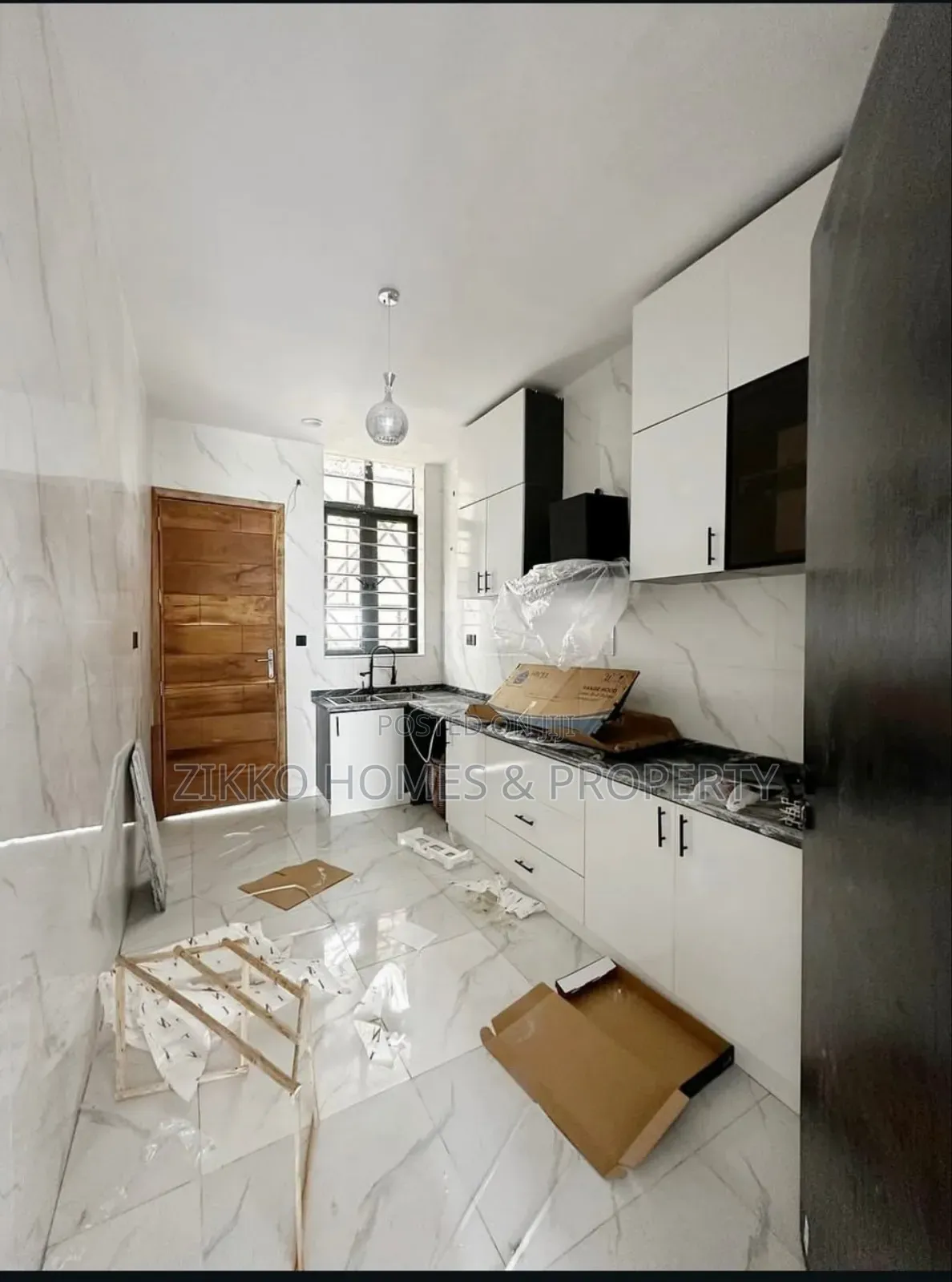 3bdrm Duplex in Ikota Gra, Lekki for sale in Lekki