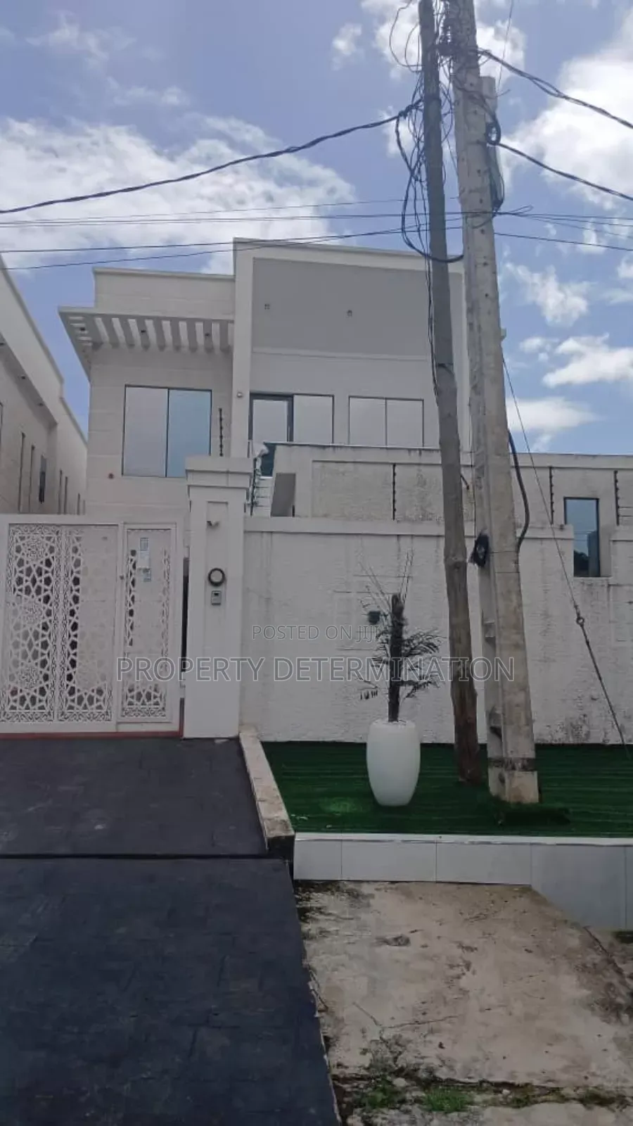 5bdrm Duplex in GRA Phase 2 Shangisha for rent in GRA Phase 2 Shangisha
