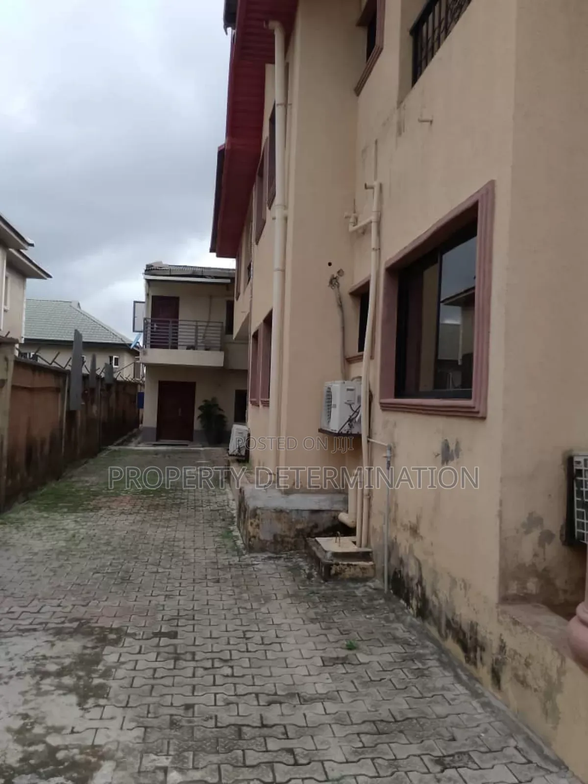 5bdrm Duplex in Omole Phase 1 for sale in Omole Phase 1
