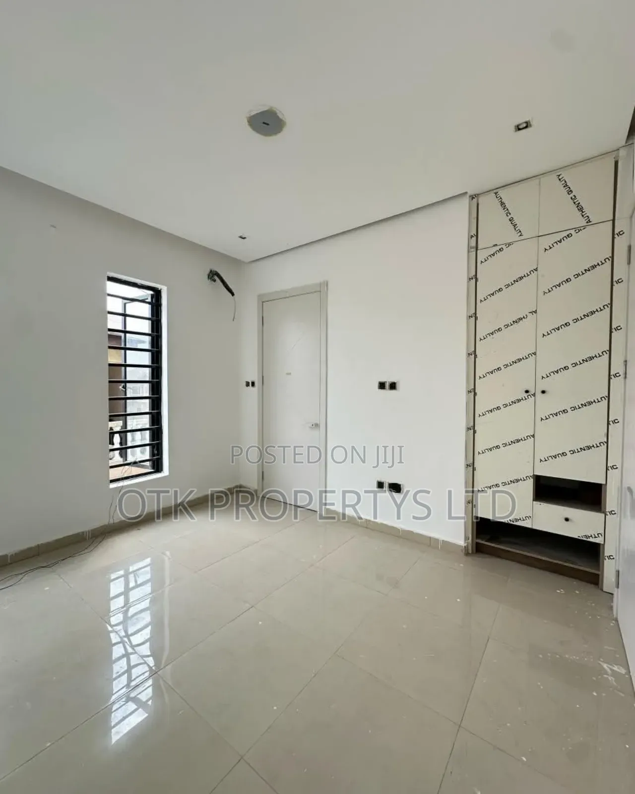 3bdrm Block of Flats in Lekki Phase 1 Lagos for sale in Lekki Phase 1