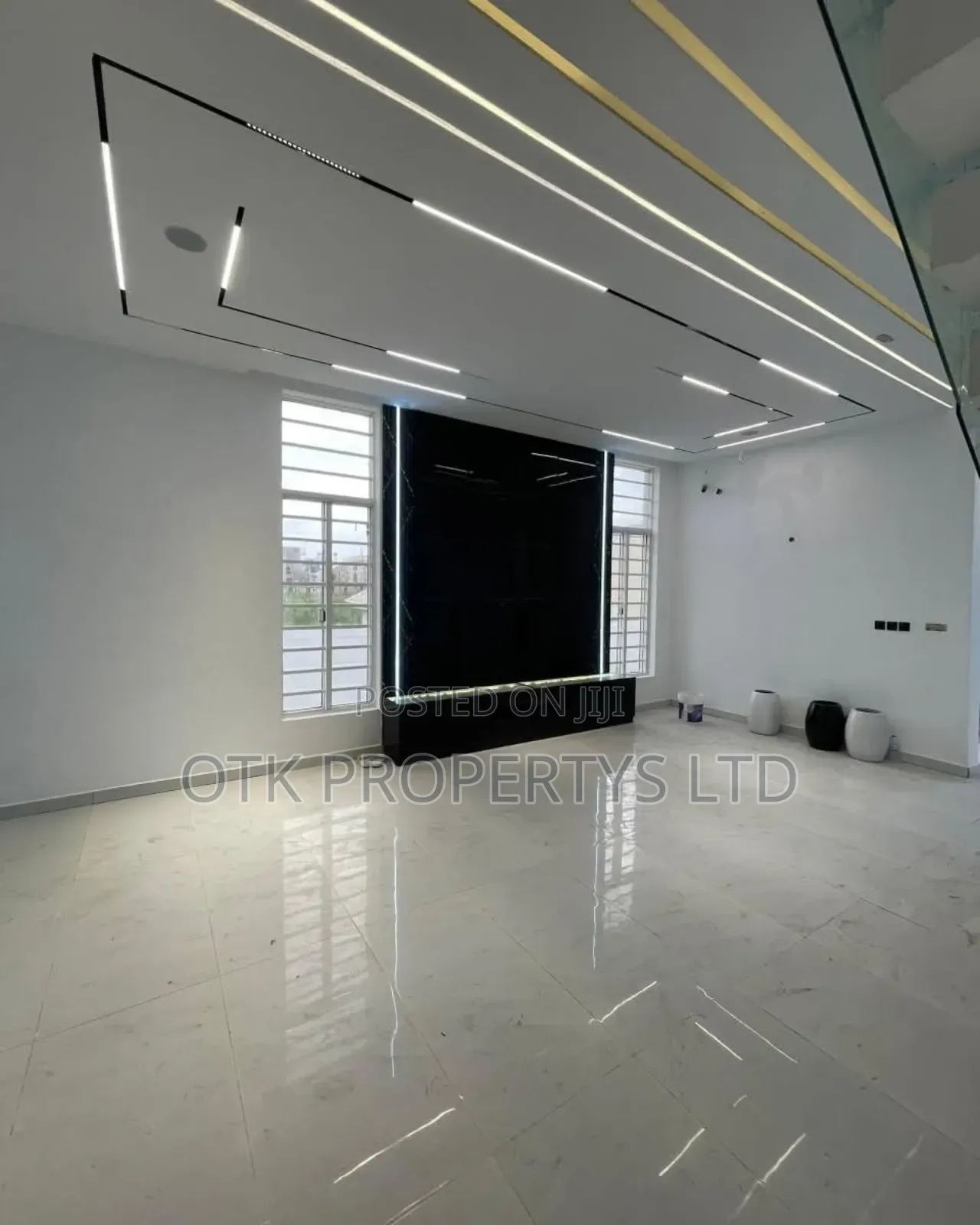 5bdrm Duplex in Ologolo Lekki Lagos, Osapa london for sale in Osapa london