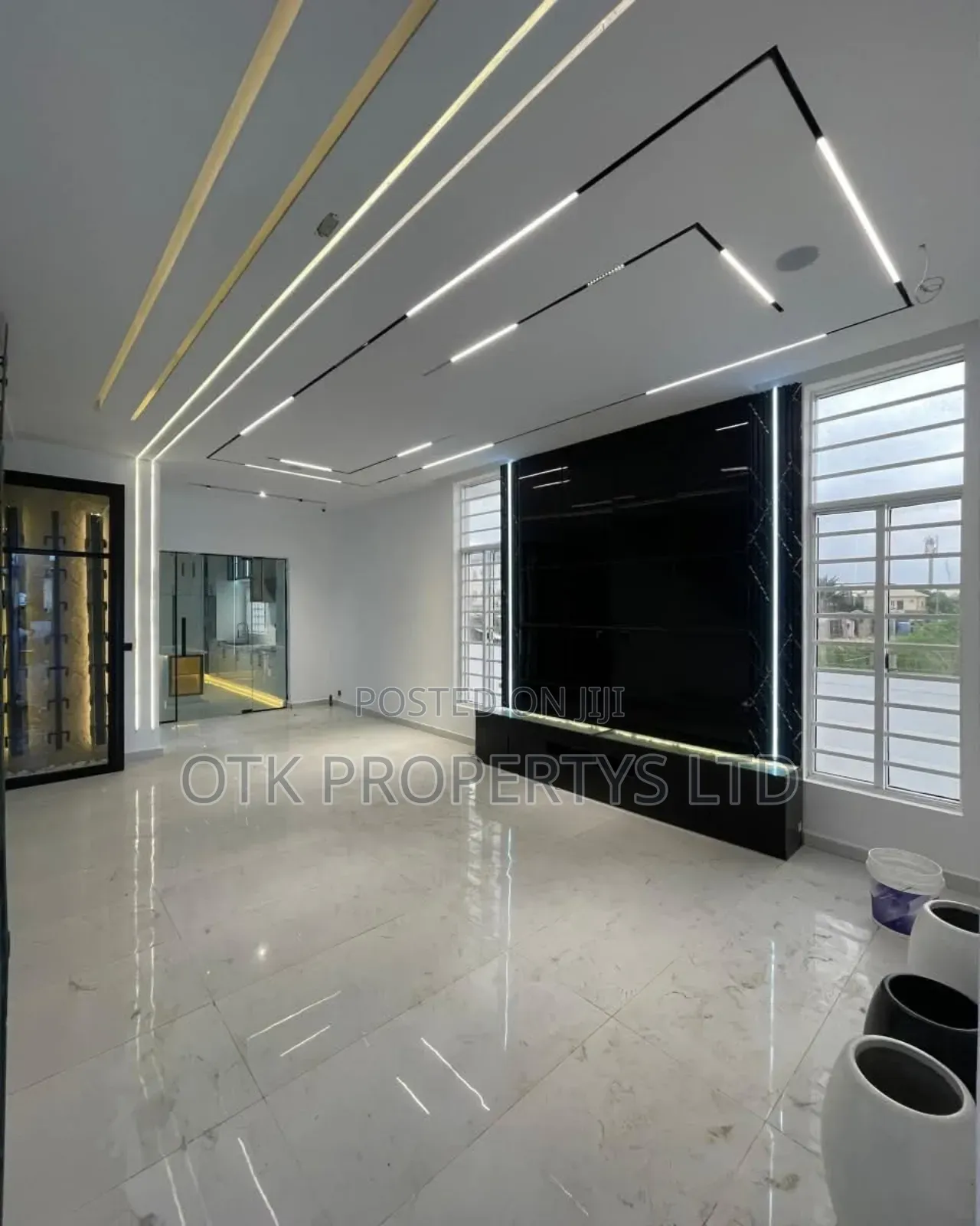 5bdrm Duplex in Ologolo Lekki Lagos, Osapa london for sale in Osapa london