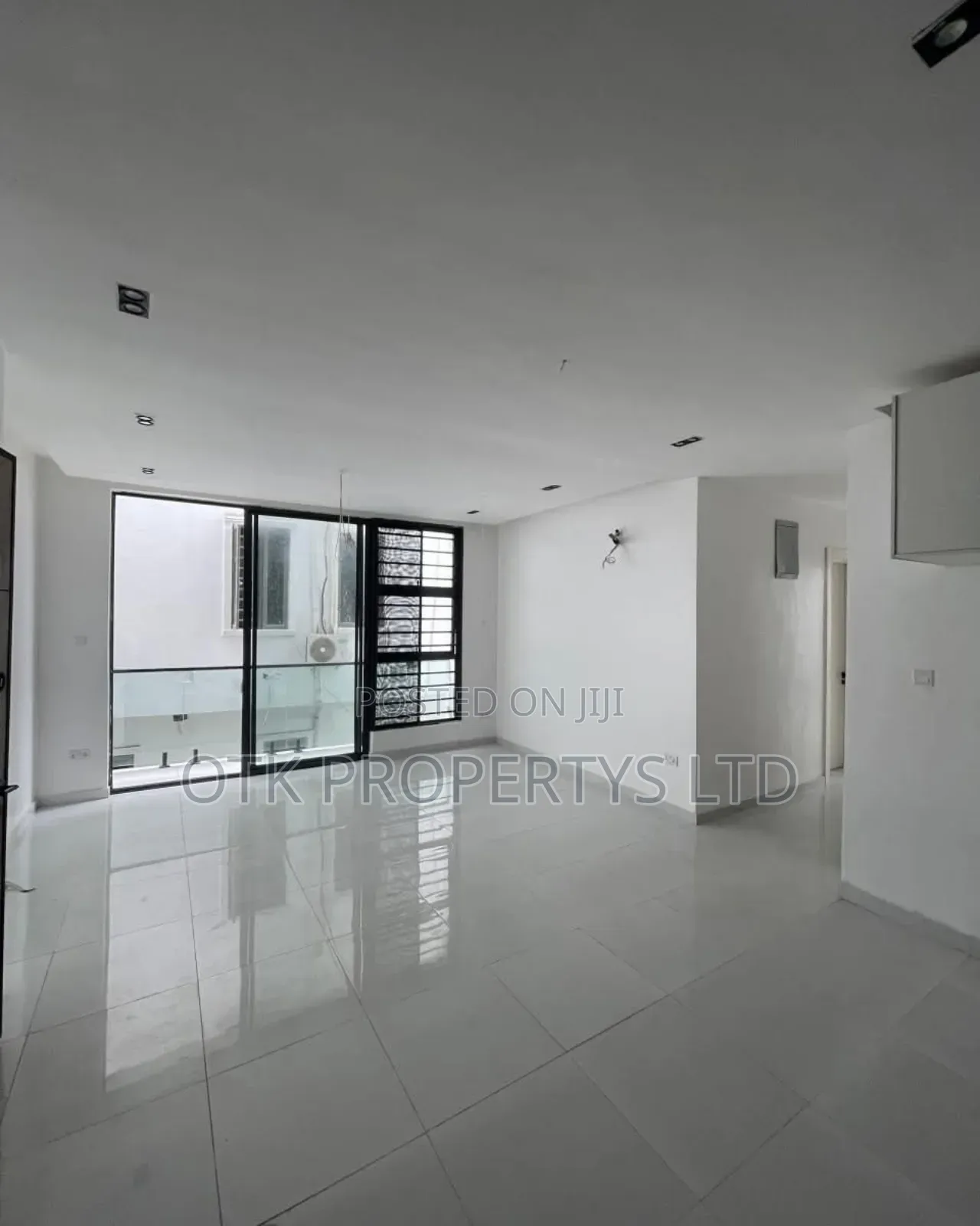 2bdrm Block of Flats in Ologolo Lekki Lagos for sale in Ologolo