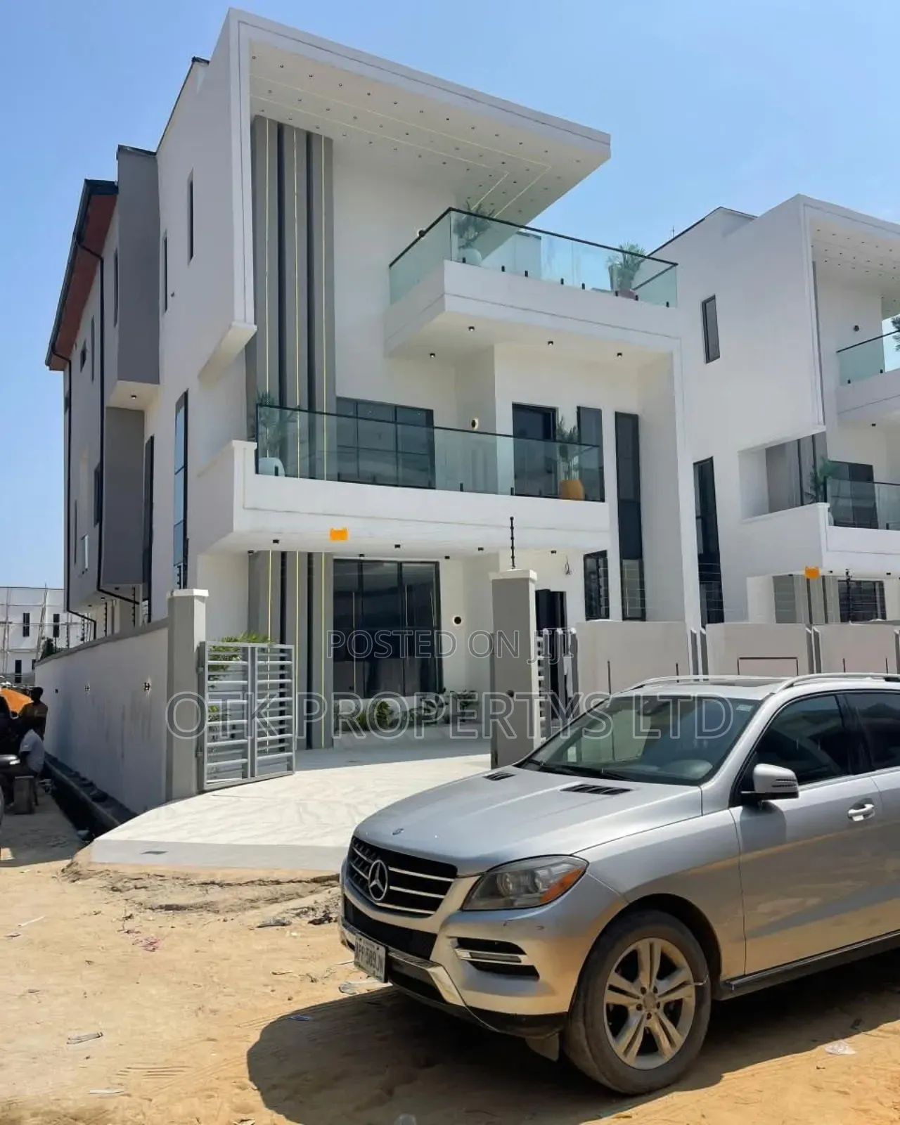 5bdrm Duplex in Ajah Lagos, Ikate-Elegushi for sale in Ikate-Elegushi