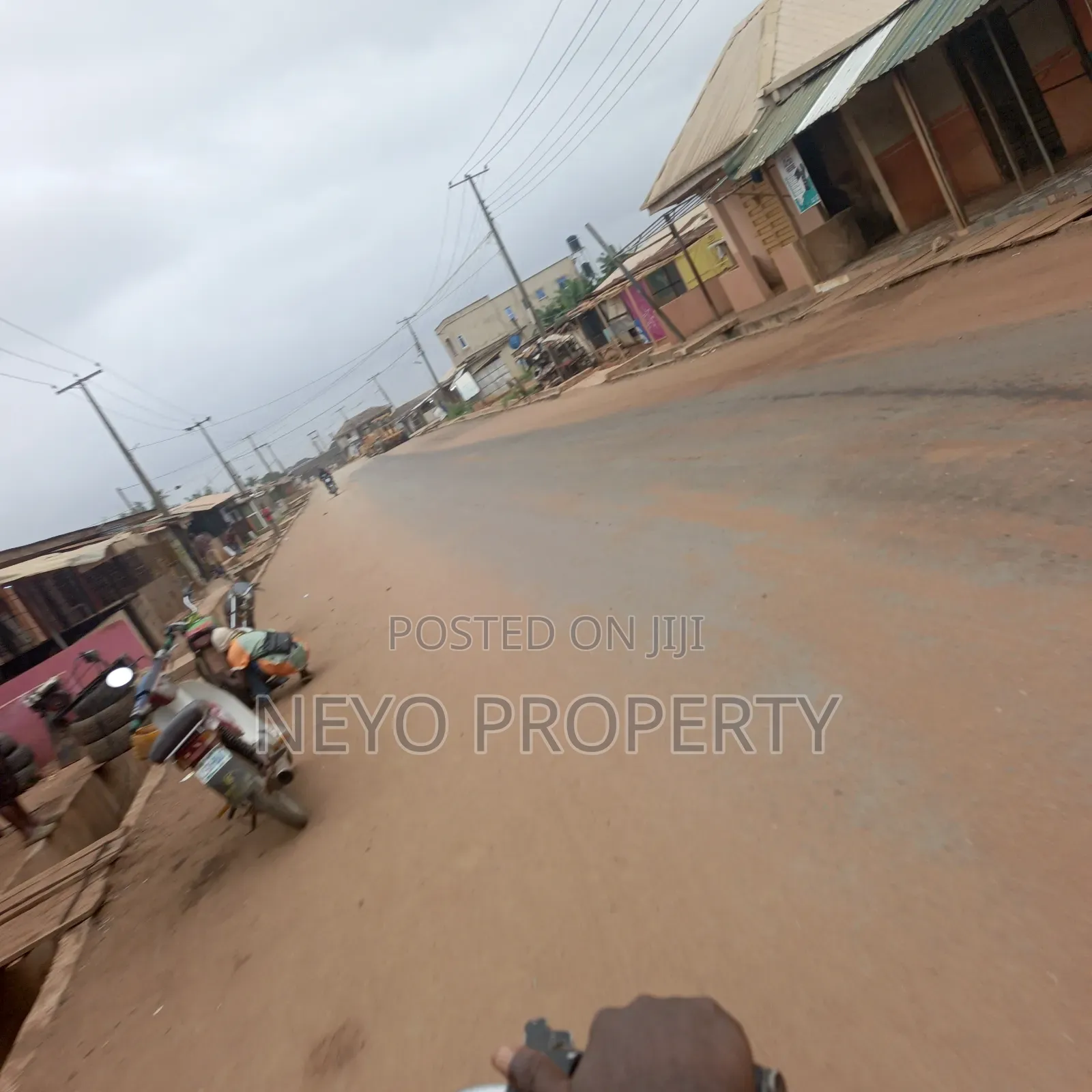 Family Deed Ba2 in Igbogbo