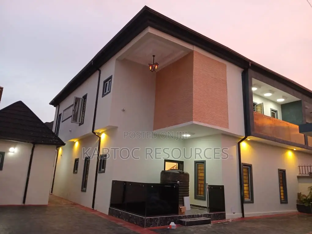 4 Bedroom Duplex in Sangotedo