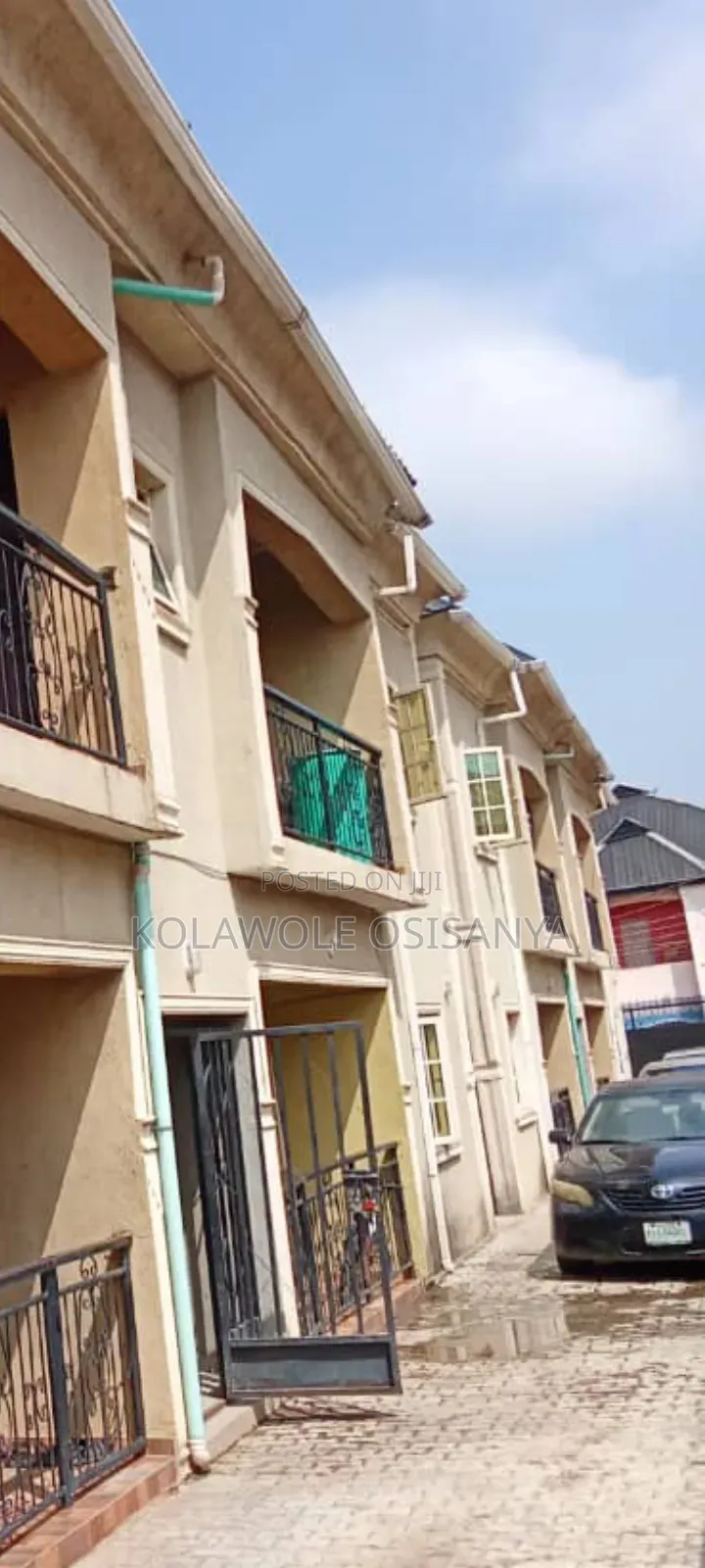 2bdrm Block of Flats in Iseri Olofin for sale in Iseri Olofin