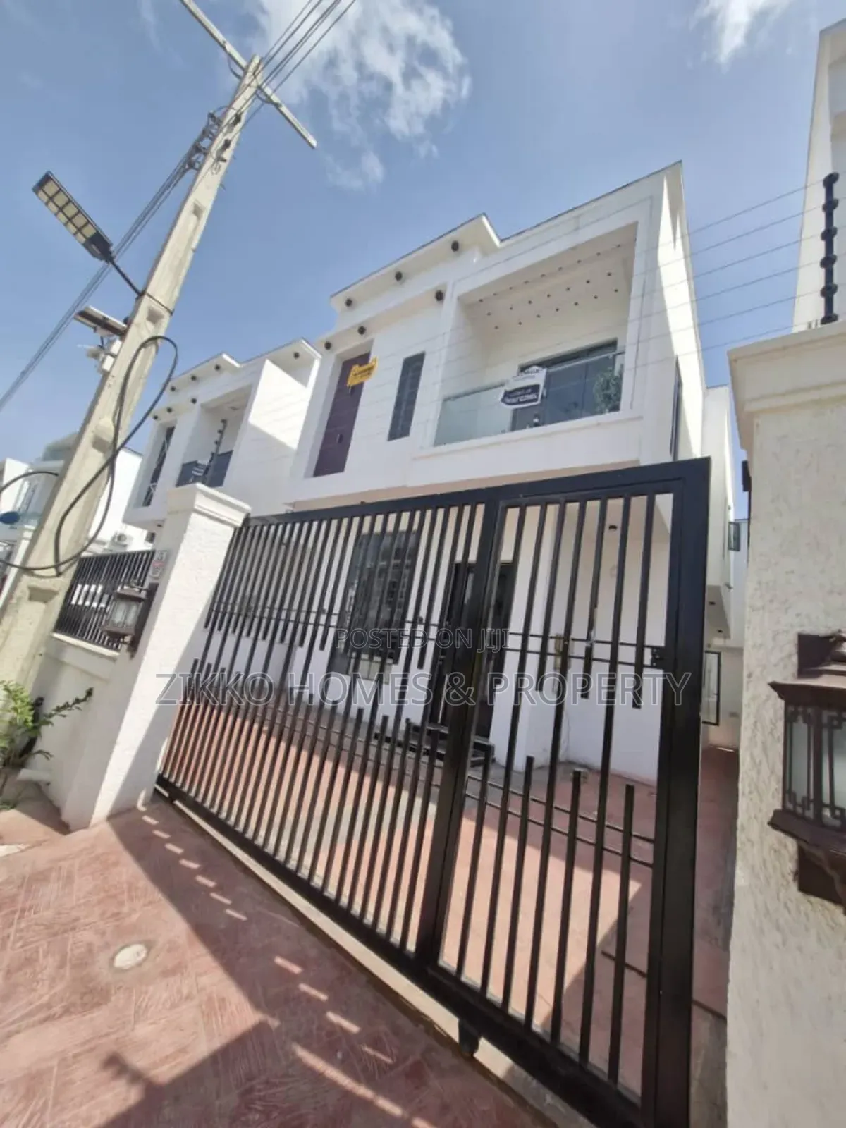 4bdrm Duplex in Ajah, Lekki for sale in Lekki
