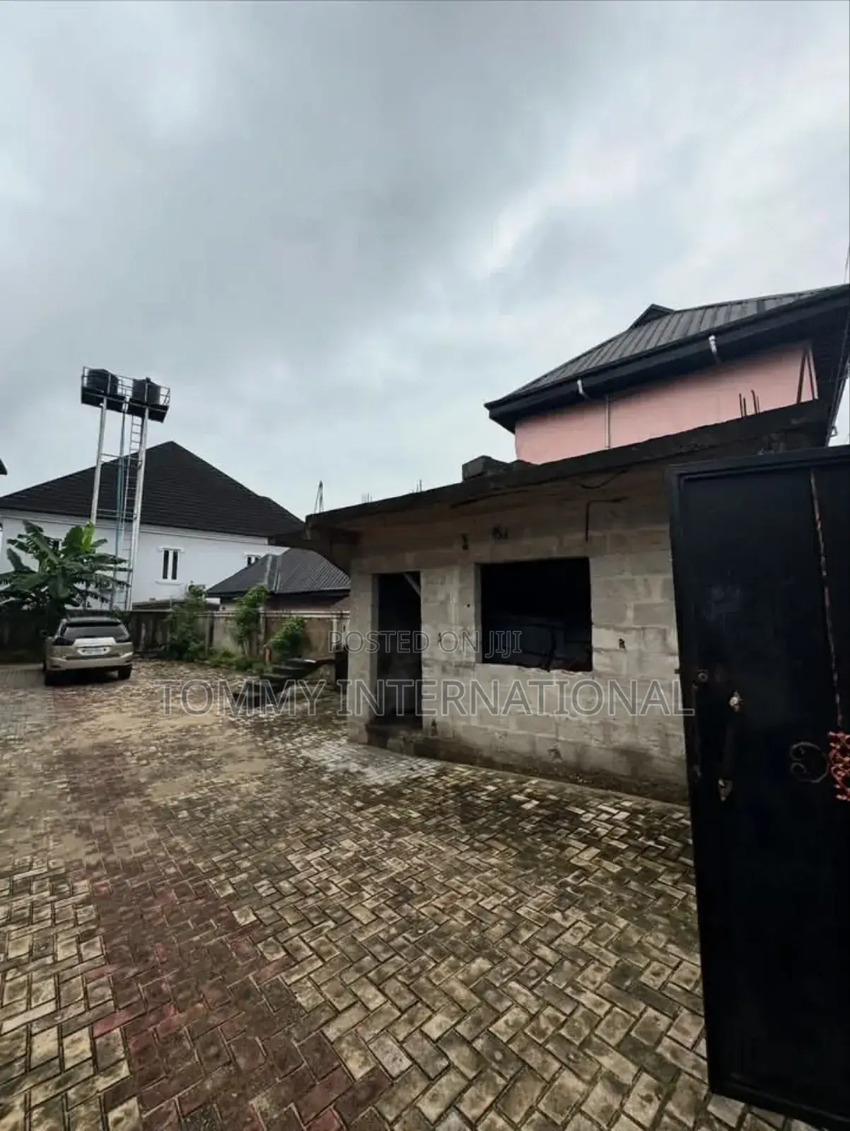 2bdrm Block of Flats in Radio Estate, Port for sale in Port-Harcourt