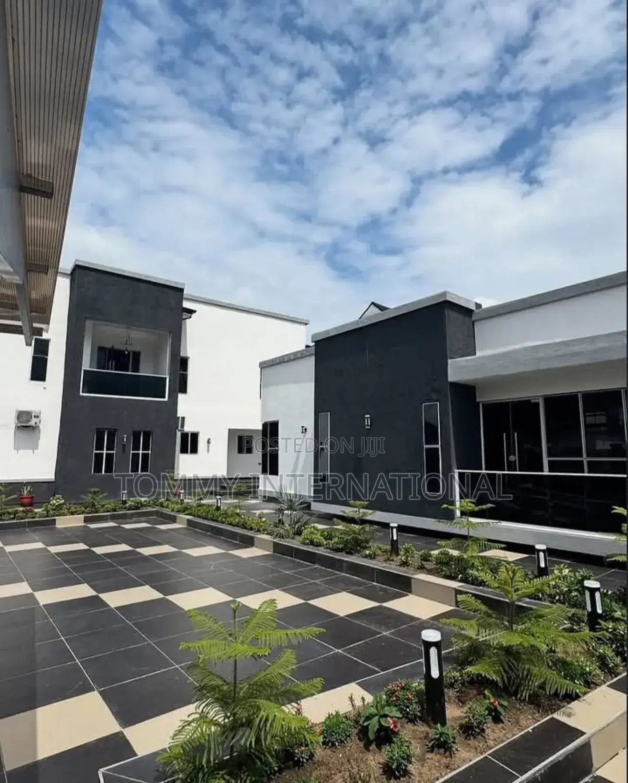 5bdrm Duplex in Cedarwood Estate, Port-Harcourt for sale in Port-Harcourt
