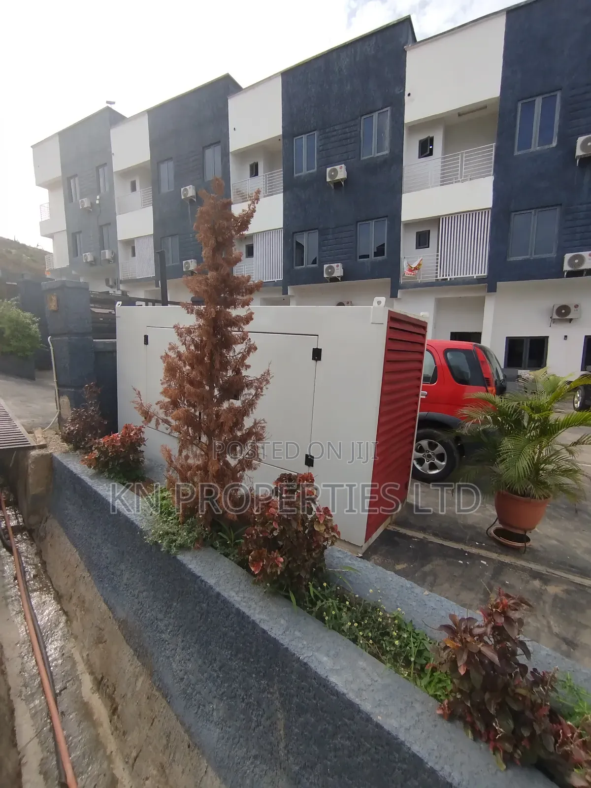 4bdrm Townhouse / Terrace in Diploma Zone Gusape, Guzape District in Guzape District