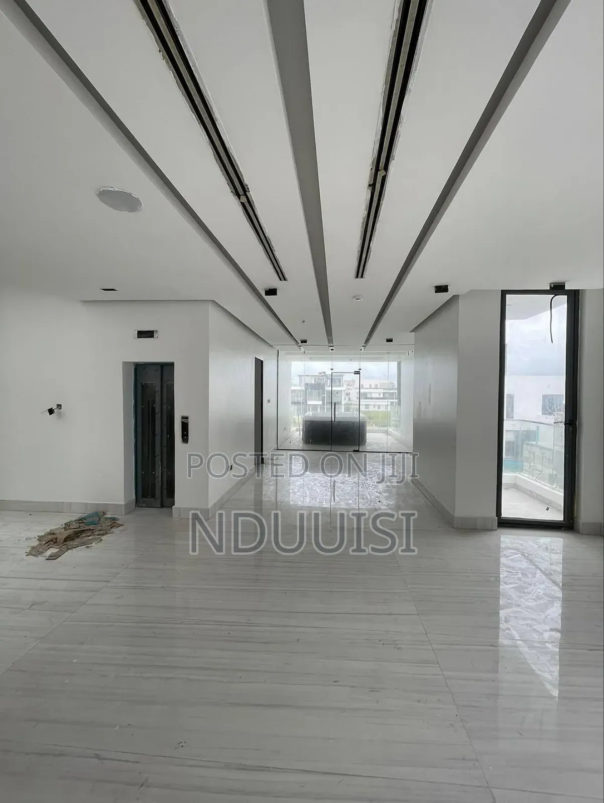5bdrm Duplex in Cowrie Creek, Lekki Phase 1 for sale in Lekki Phase 1