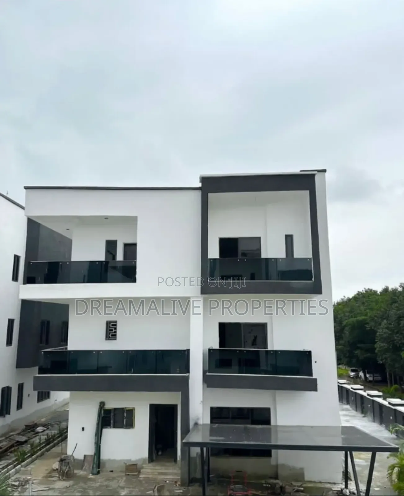 6bdrm Duplex in Katampe Extension for sale in Katampe Extension