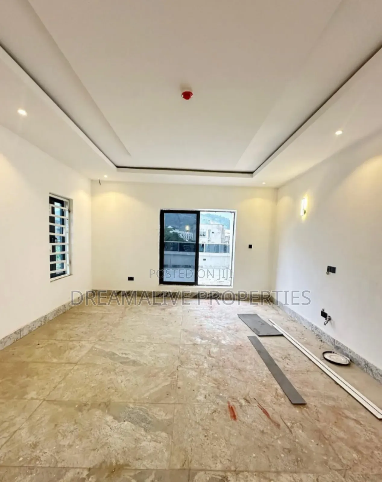 6bdrm Duplex in Katampe Extension for sale in Katampe Extension
