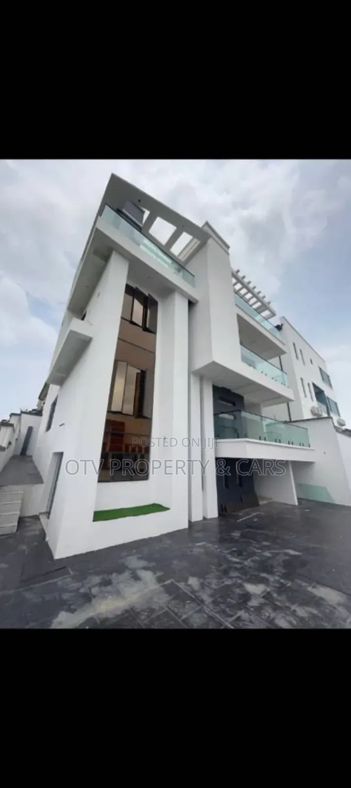 Furnished 5bdrm Duplex in GRA Phase 1 for sale in GRA Phase 1