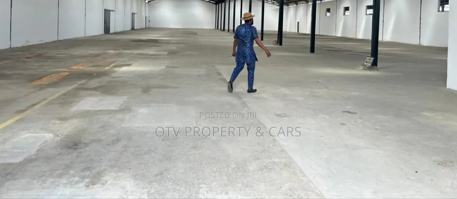 Warehouse Several Buildings. For Sale in Oregun