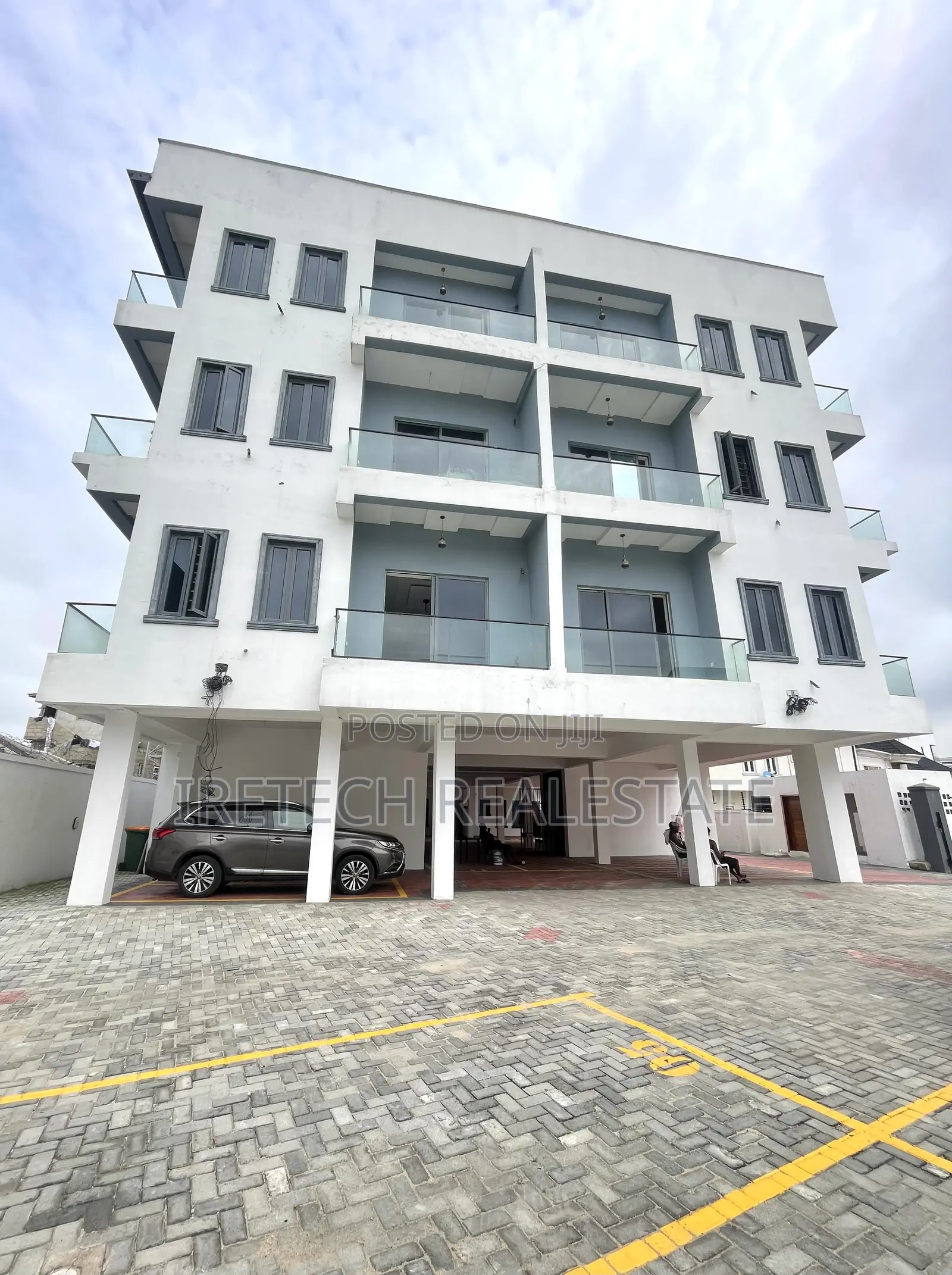 2bdrm Apartment in Ologolo, Lekki for sale in Lekki