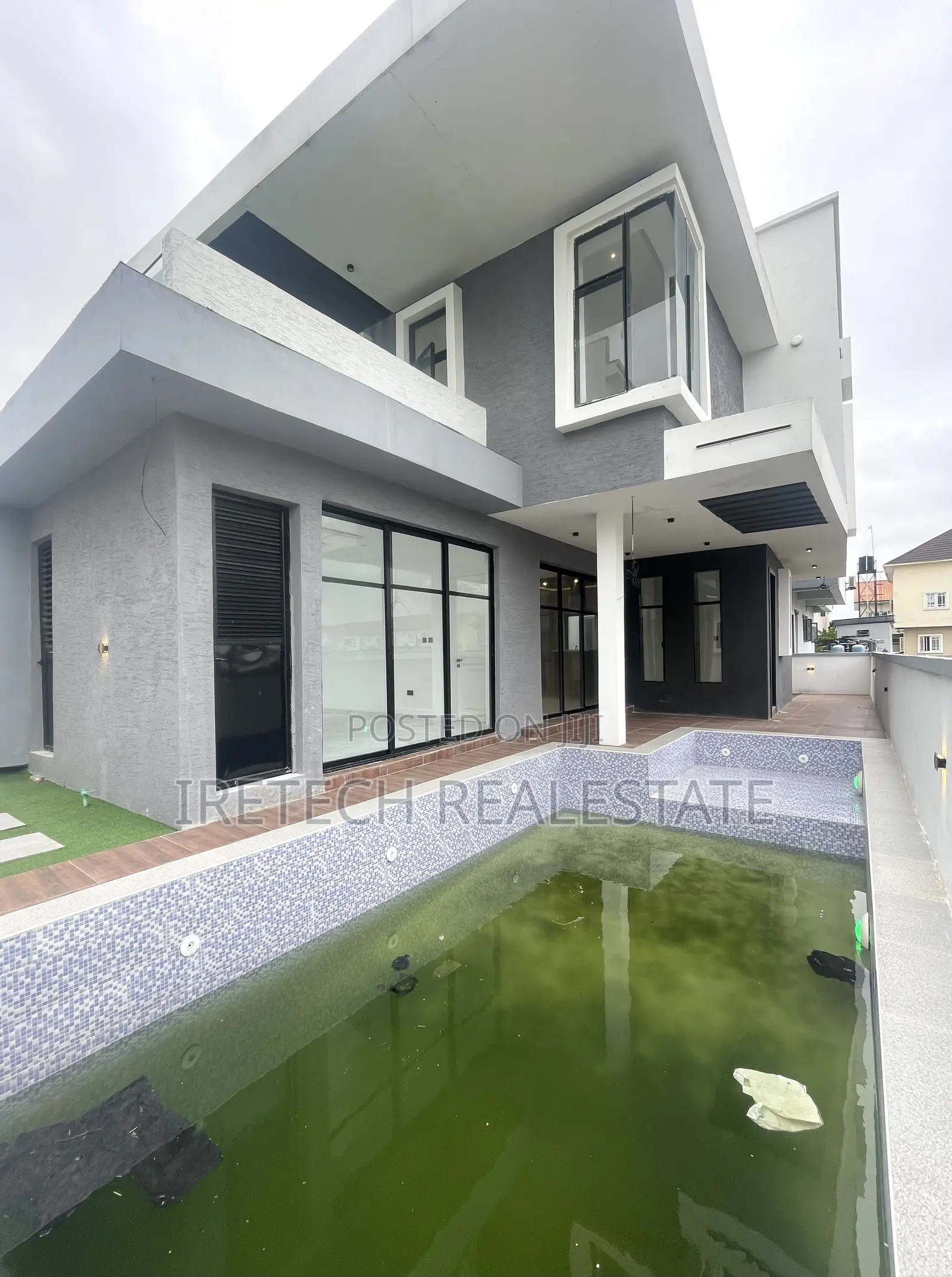 5 Bedroom Fully Detached With Pool, Gym Space And Cinema in Lekki