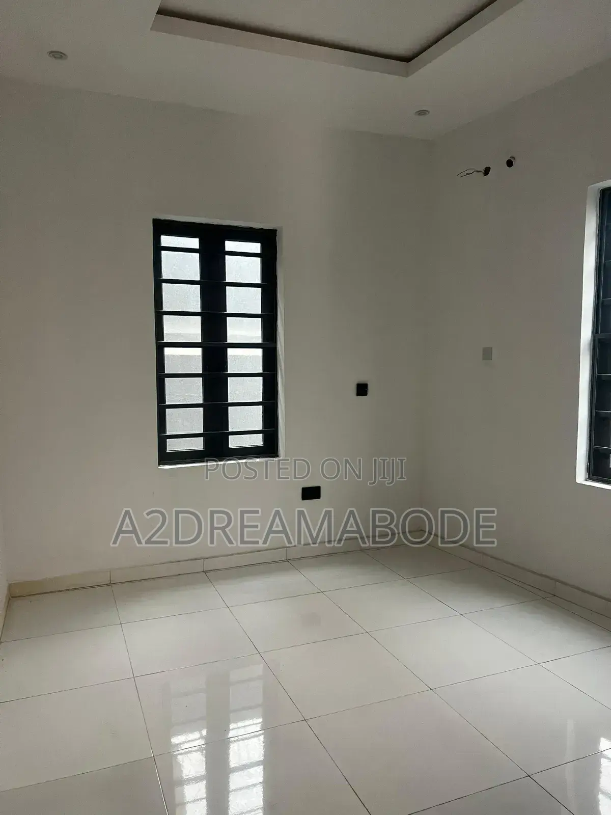 3bdrm Apartment in Magodo Phase 2 Gra, Ikeja for sale in Ikeja