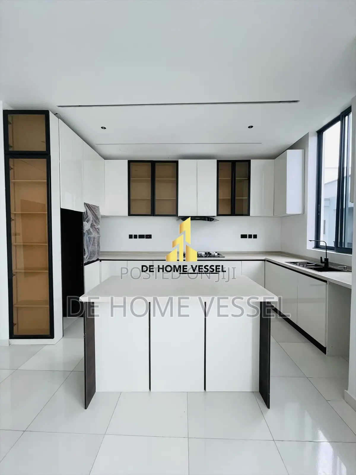 2bdrm Apartment in Victoria Island for sale in Victoria Island
