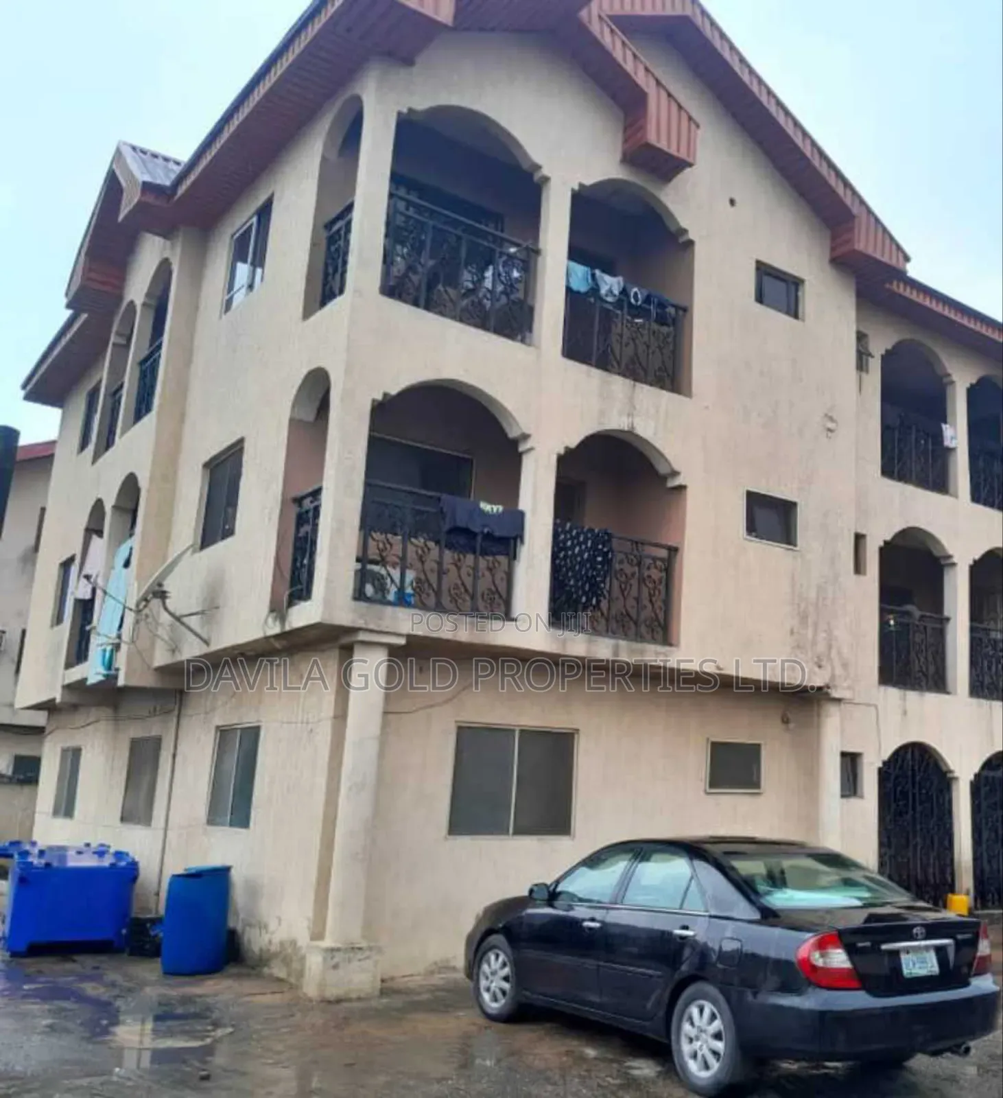 18bdrm Block of Flats in Benin City for sale in Benin City