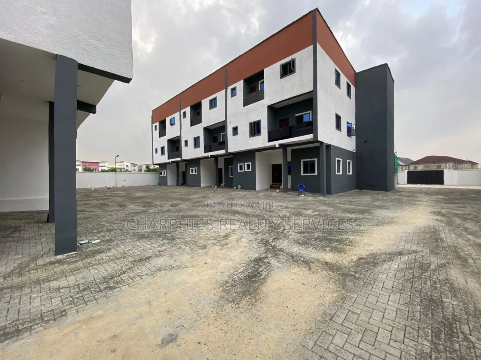 4bdrm Duplex in Sangotedo for sale in Sangotedo