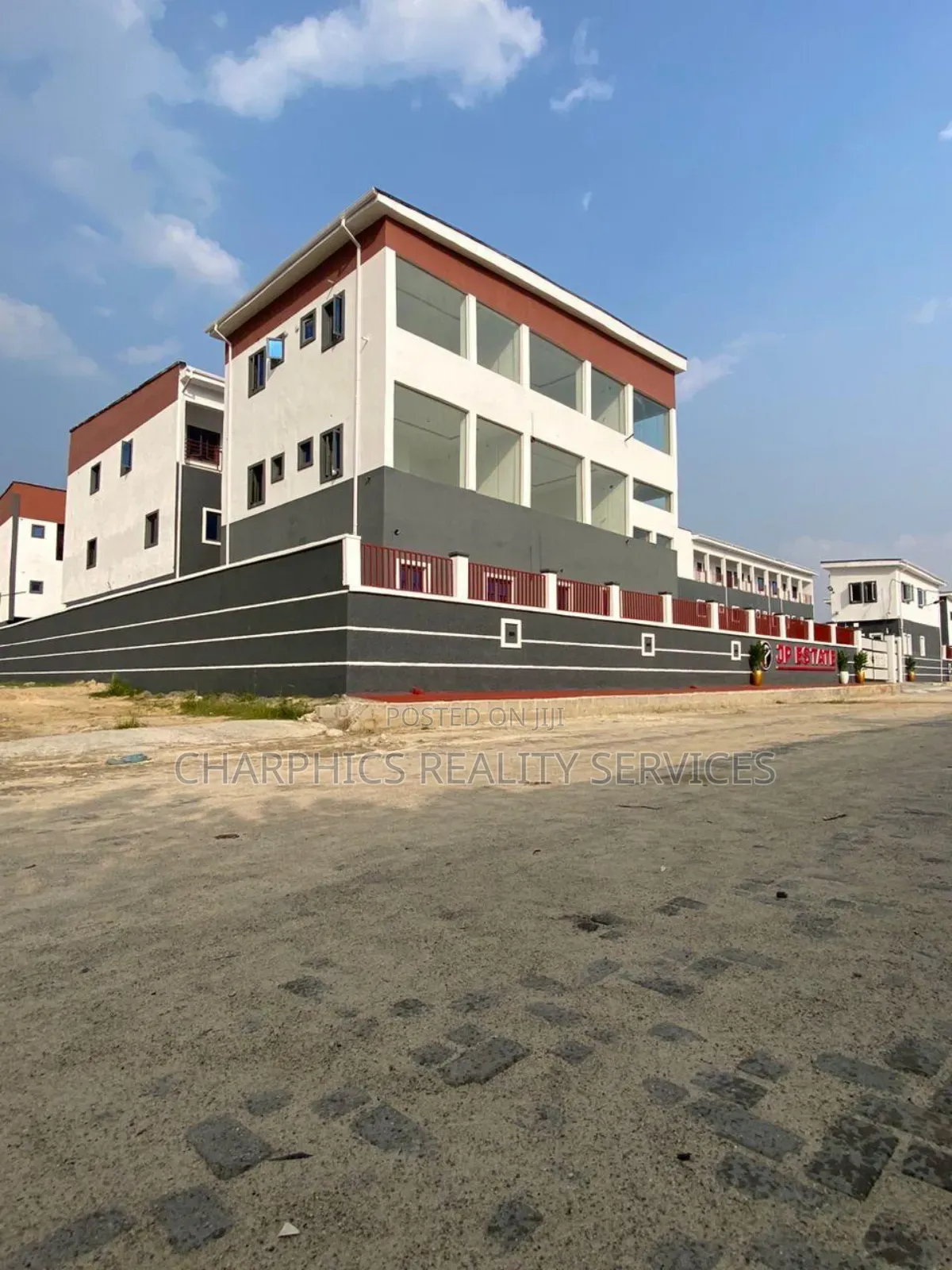 4bdrm Duplex in Sangotedo for sale in Sangotedo