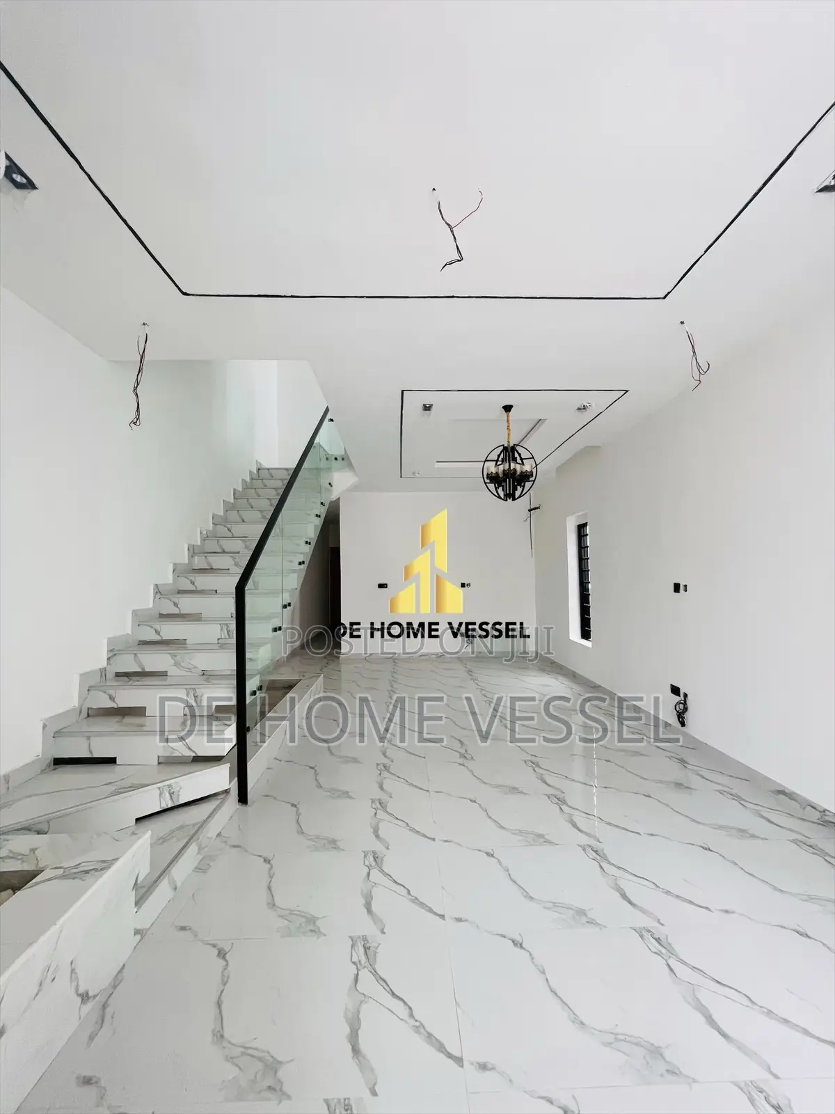 4bdrm Duplex in Idado for sale in Idado