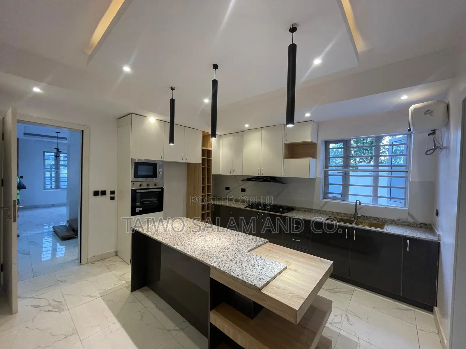 4bdrm Duplex in Akobo for sale in Akobo
